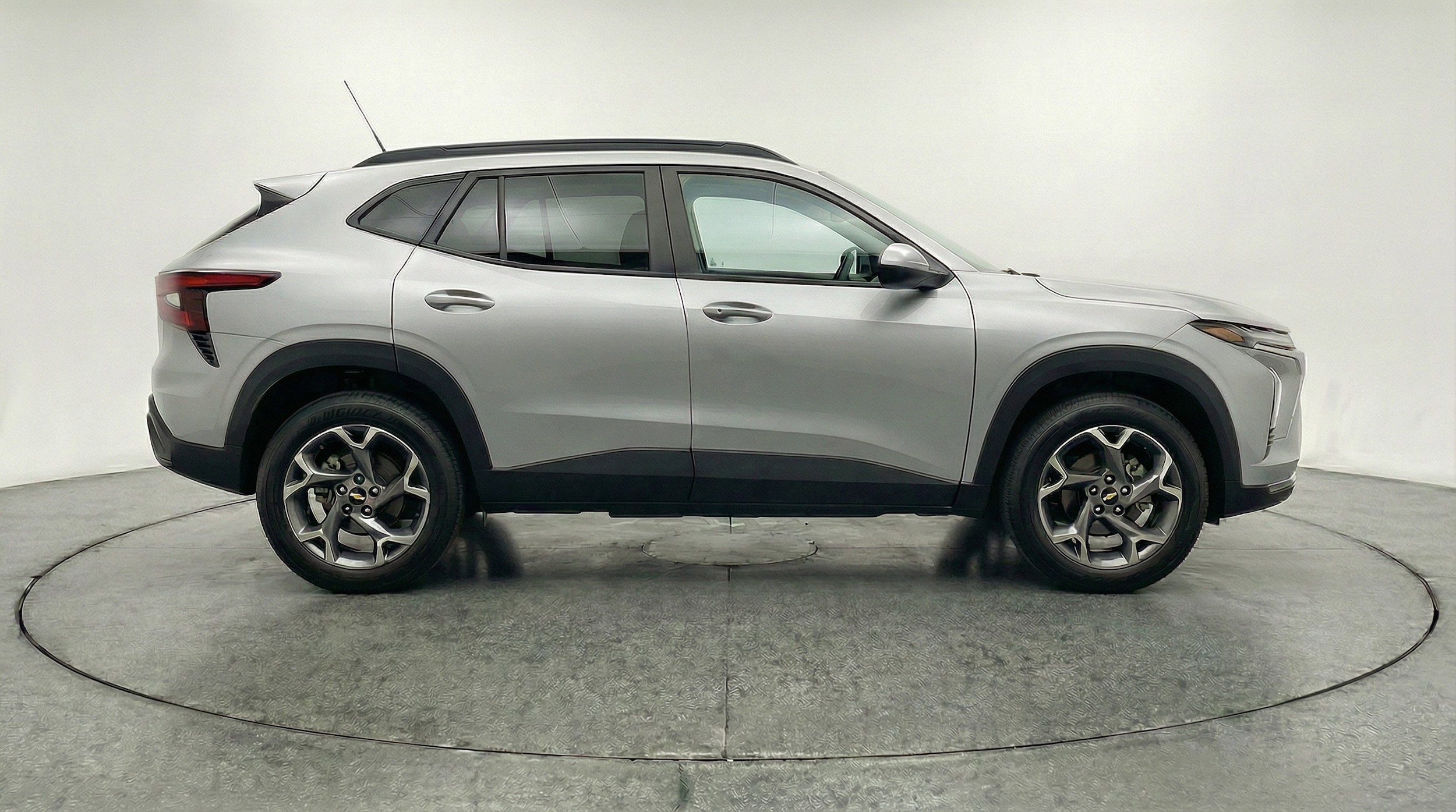 Thumbnail: 2025 Chevrolet Trax - 11