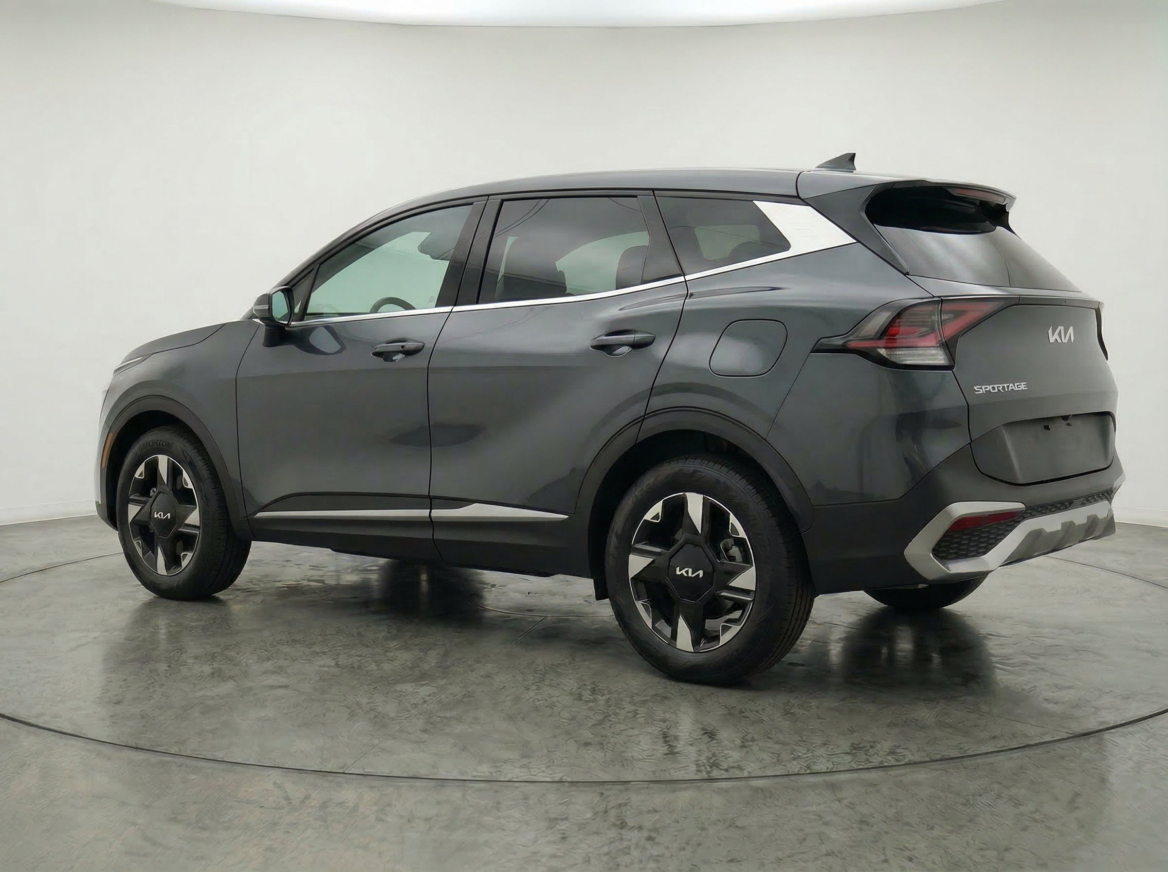 Thumbnail: 2026 Kia Sportage - 6
