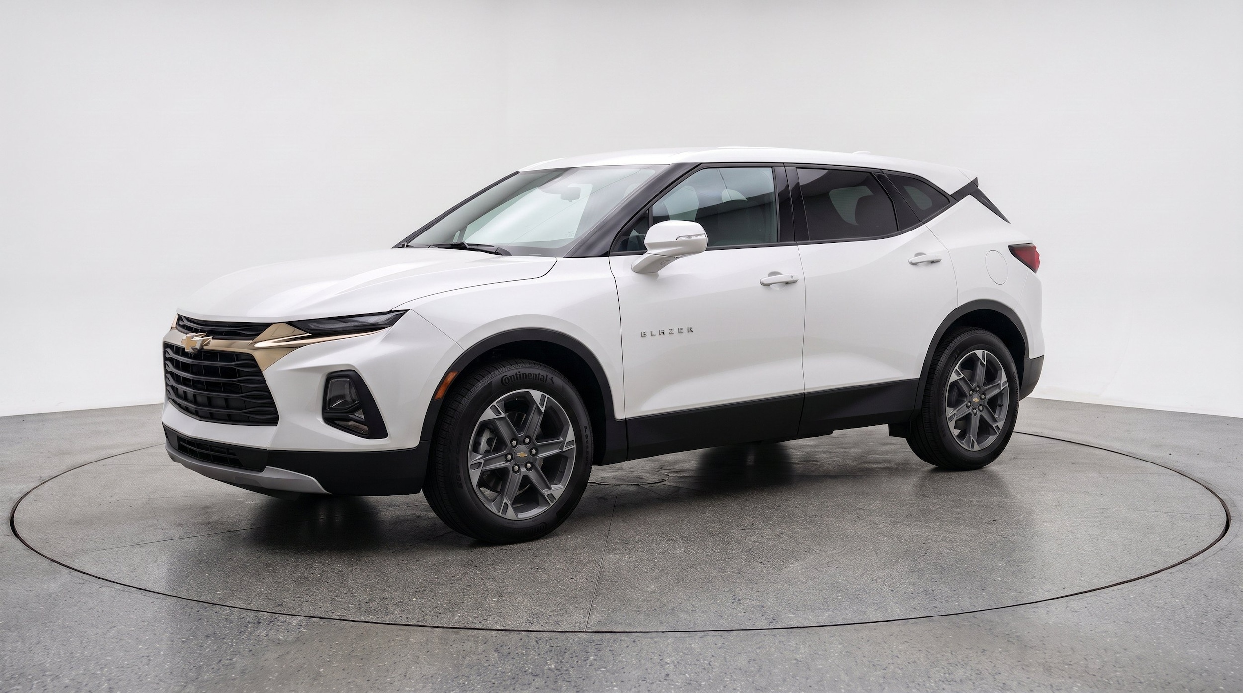 Thumbnail: 2026 Chevrolet Blazer - 3
