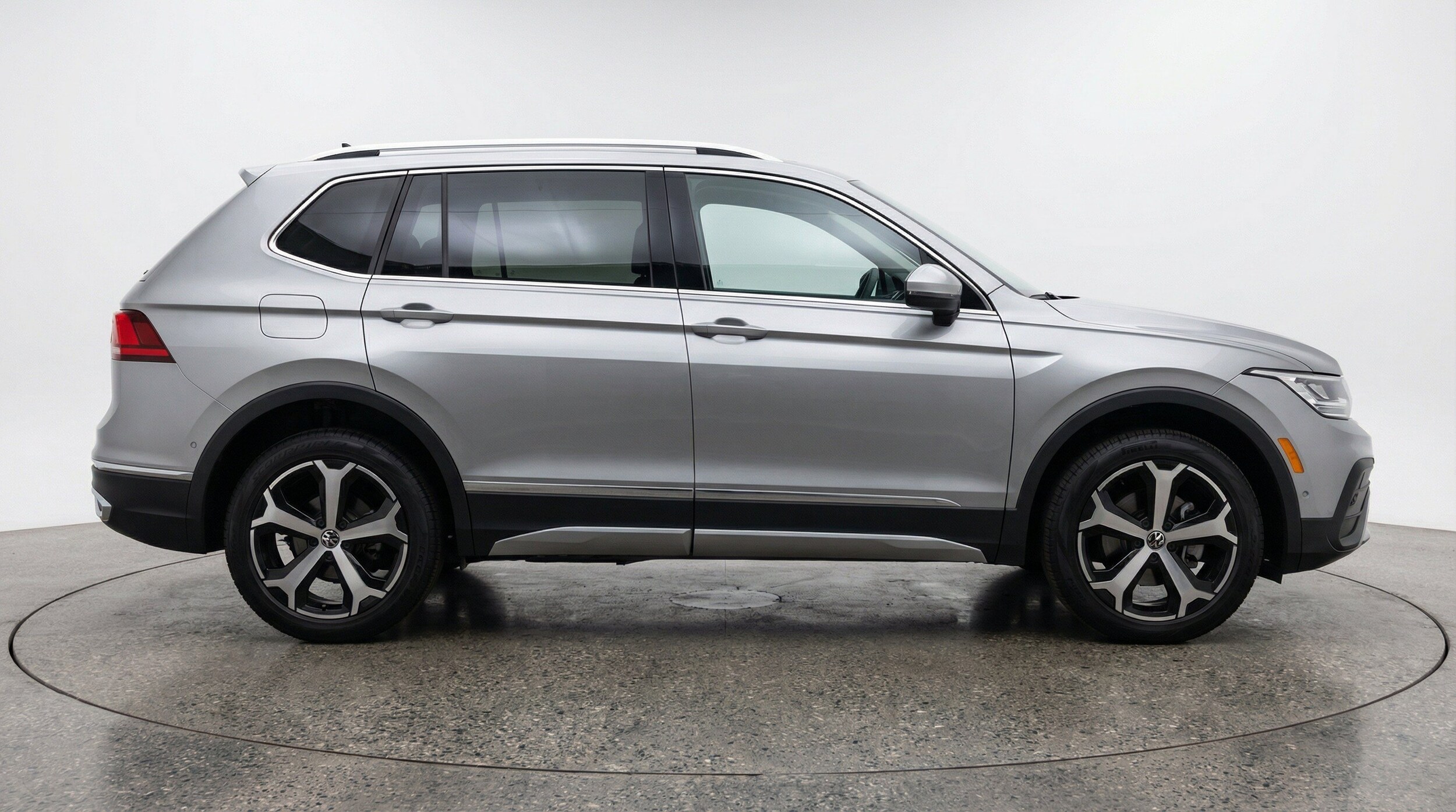 Thumbnail: 2026 Volkswagen Tiguan - 11