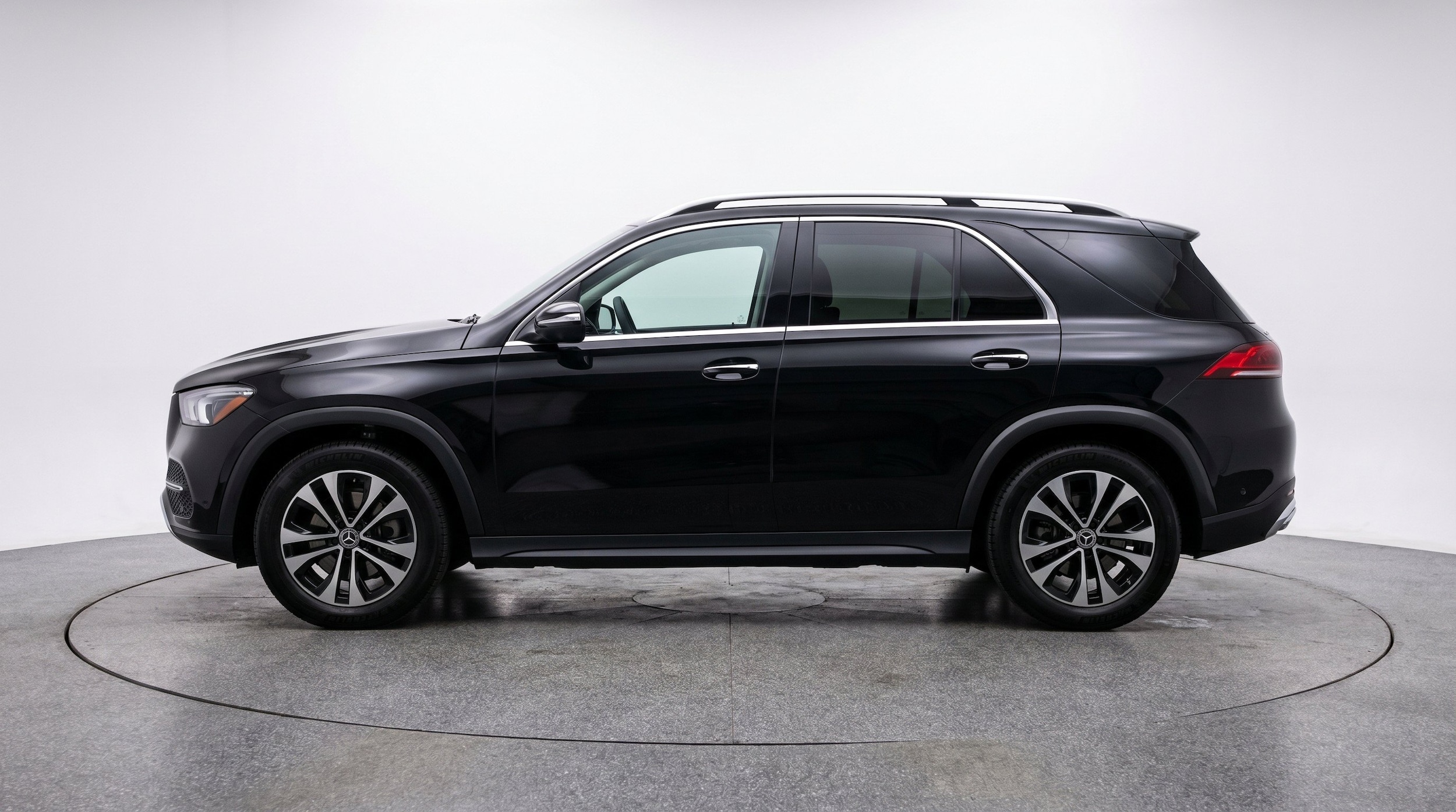 Thumbnail: 2026 Mercedes-Benz GLE - 5