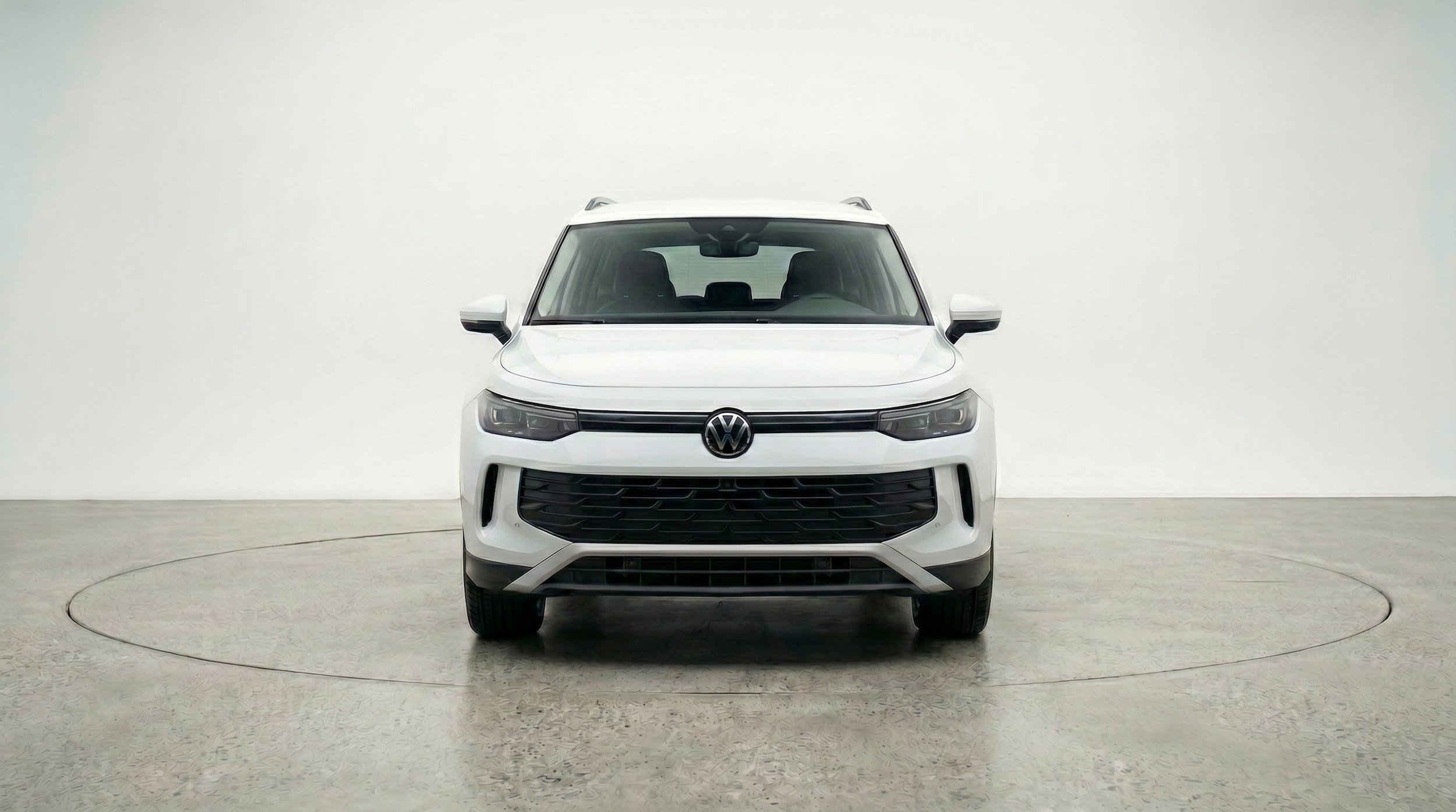 Thumbnail: 2026 Volkswagen Tiguan - 2