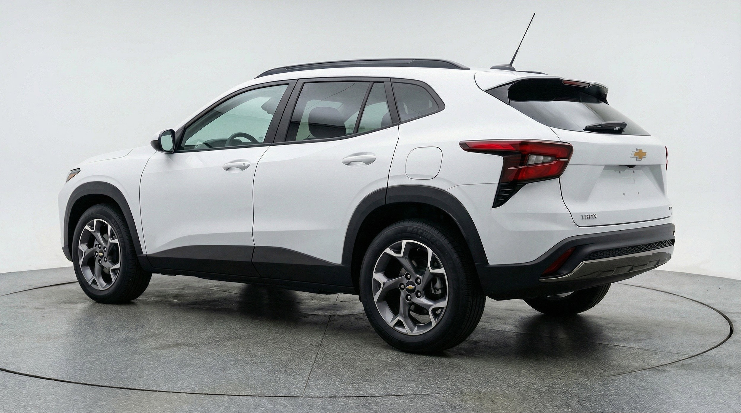 Thumbnail: 2025 Chevrolet Trax - 6