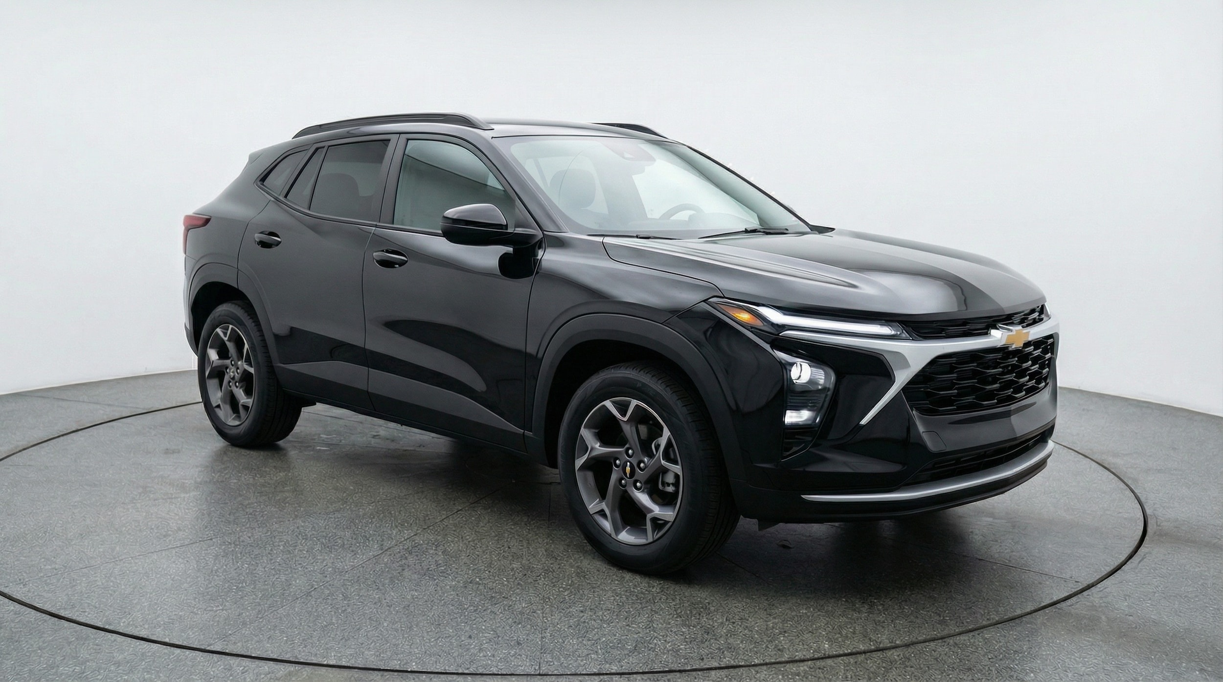 Thumbnail: 2025 Chevrolet Trax - 1