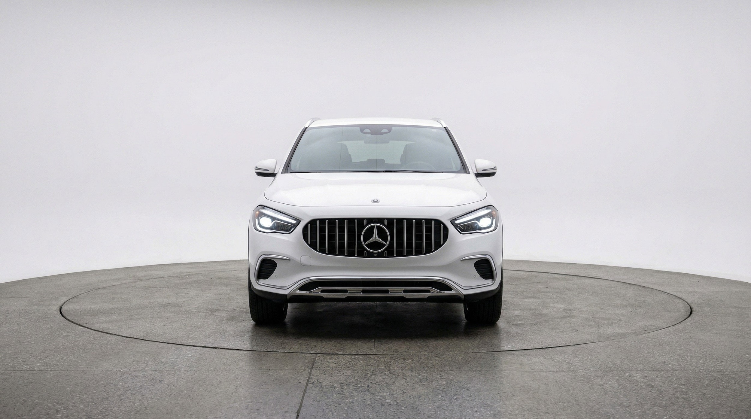 Thumbnail: 2025 Mercedes-Benz GLA - 2