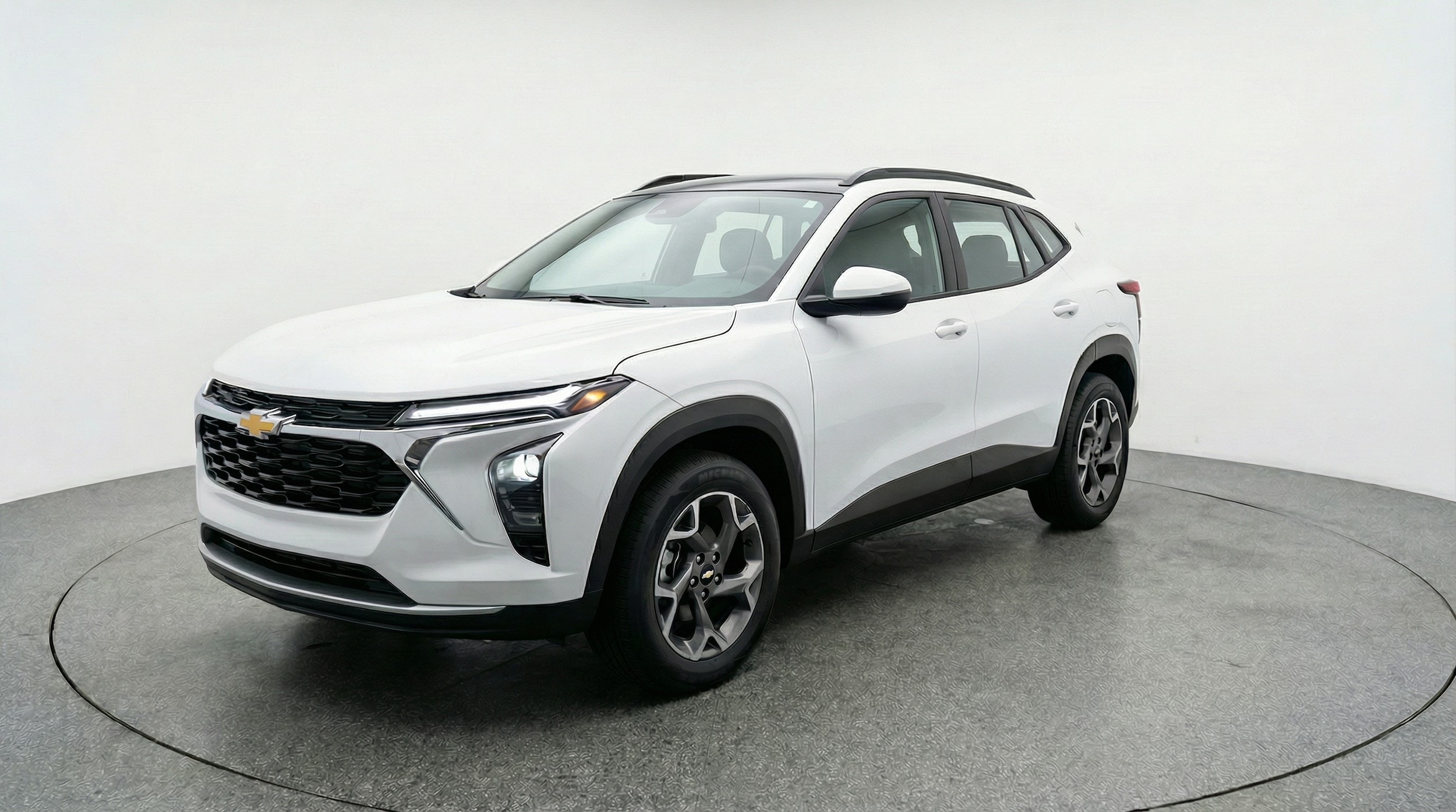 Thumbnail: 2025 Chevrolet Trax - 3