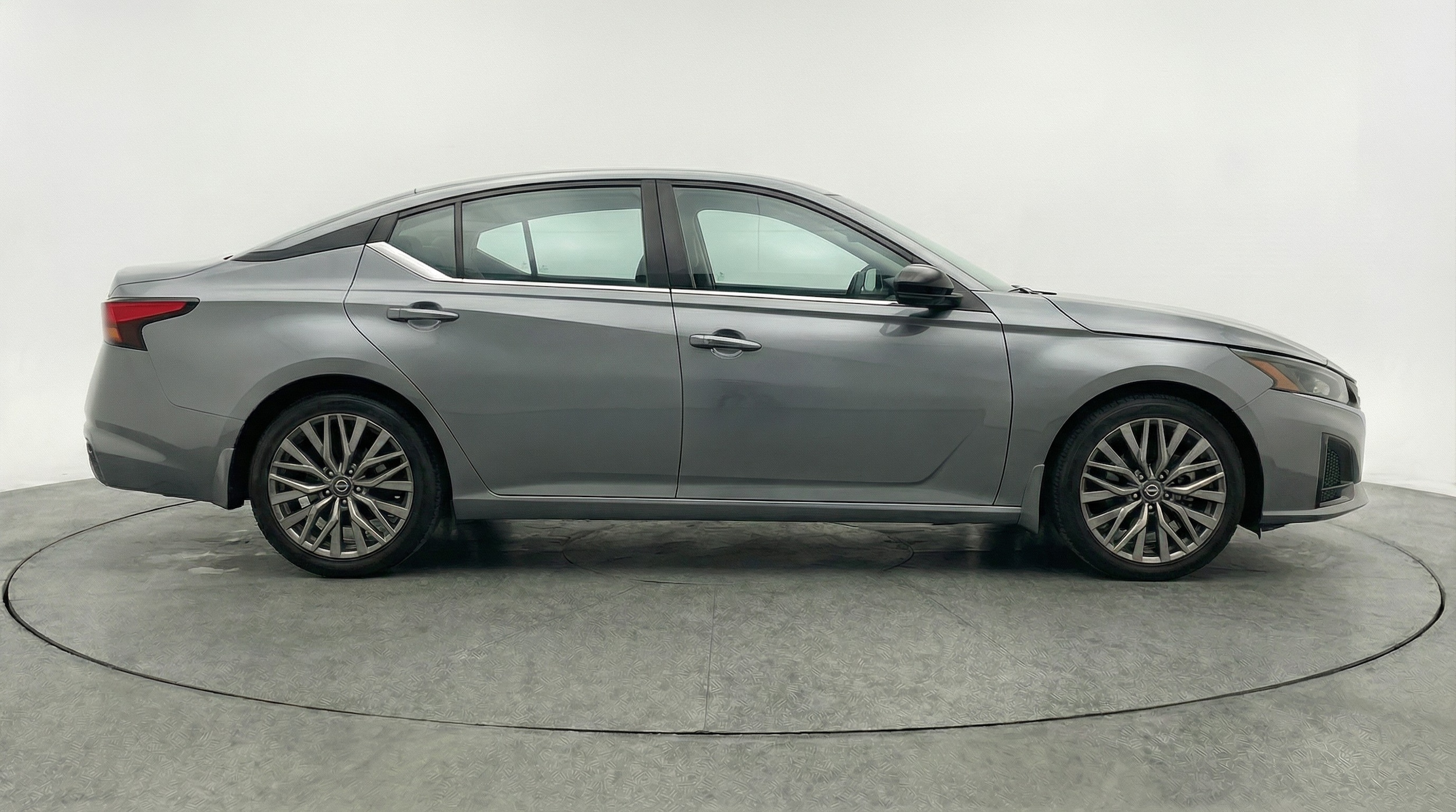 Thumbnail: 2025 Nissan Altima - 8