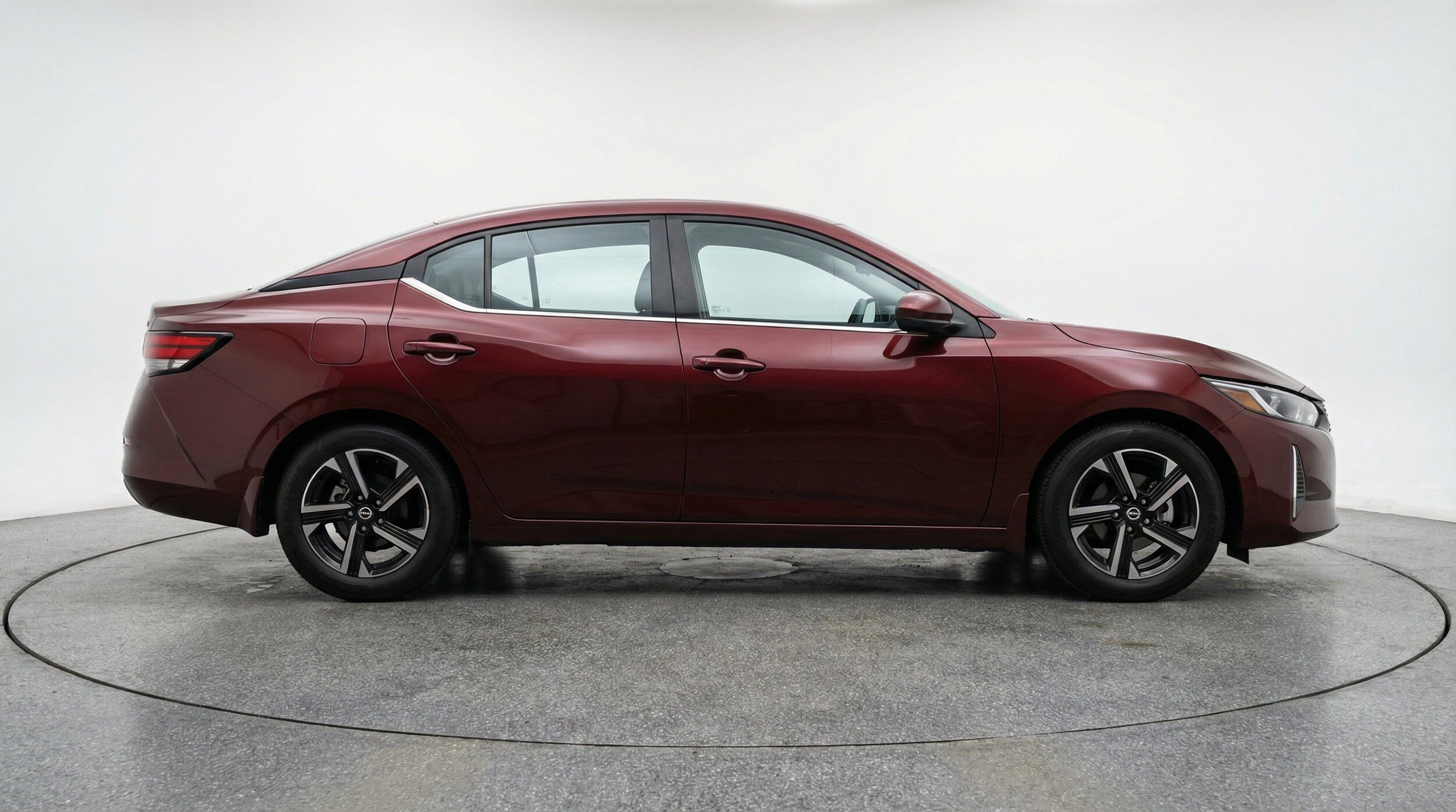 Thumbnail: 2025 Nissan Sentra - 11