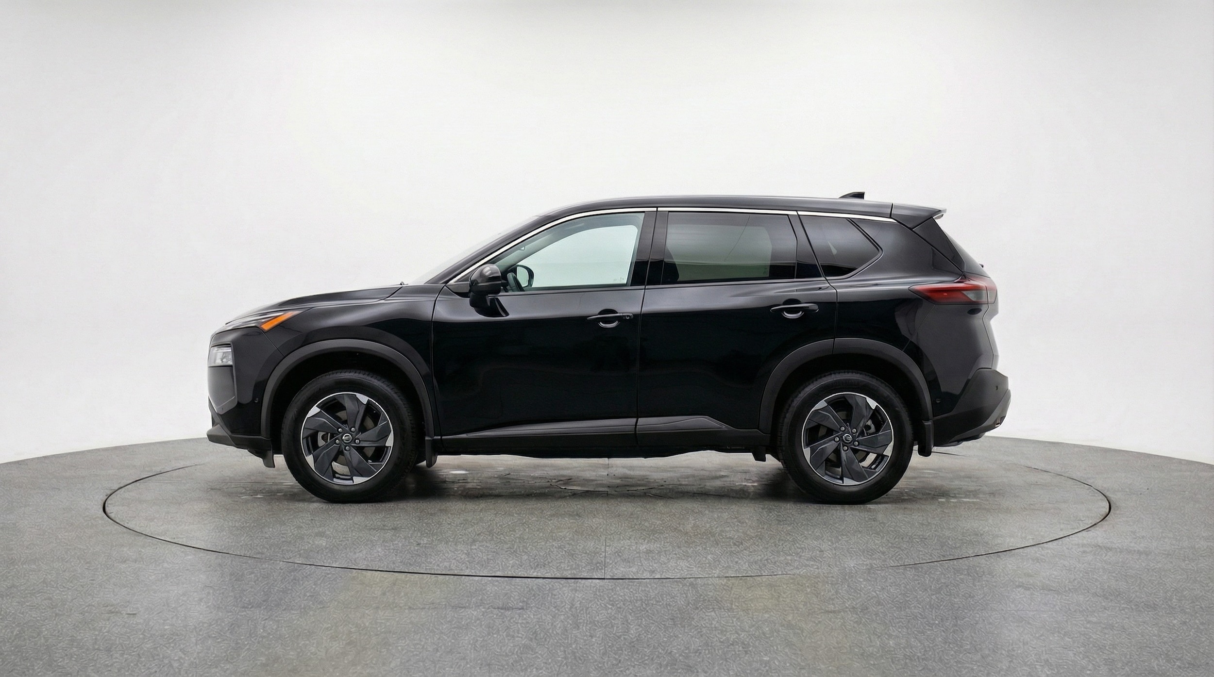 Thumbnail: 2025 Nissan Rogue - 4