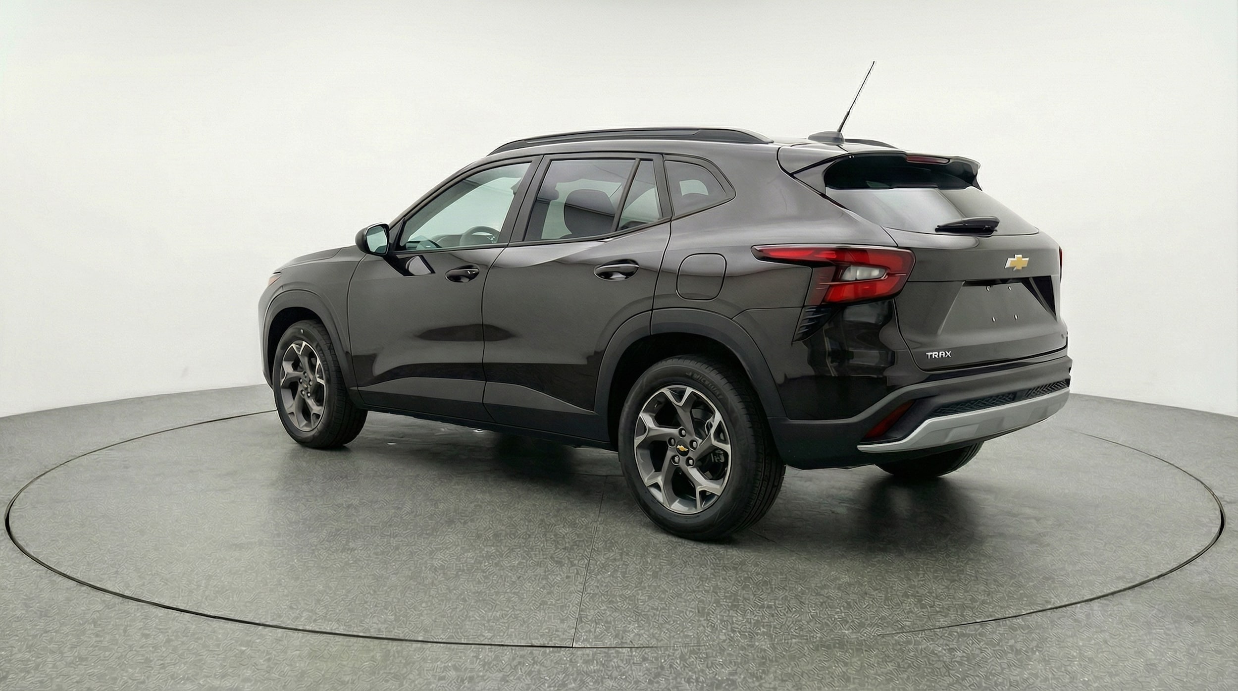 Thumbnail: 2025 Chevrolet Trax - 5