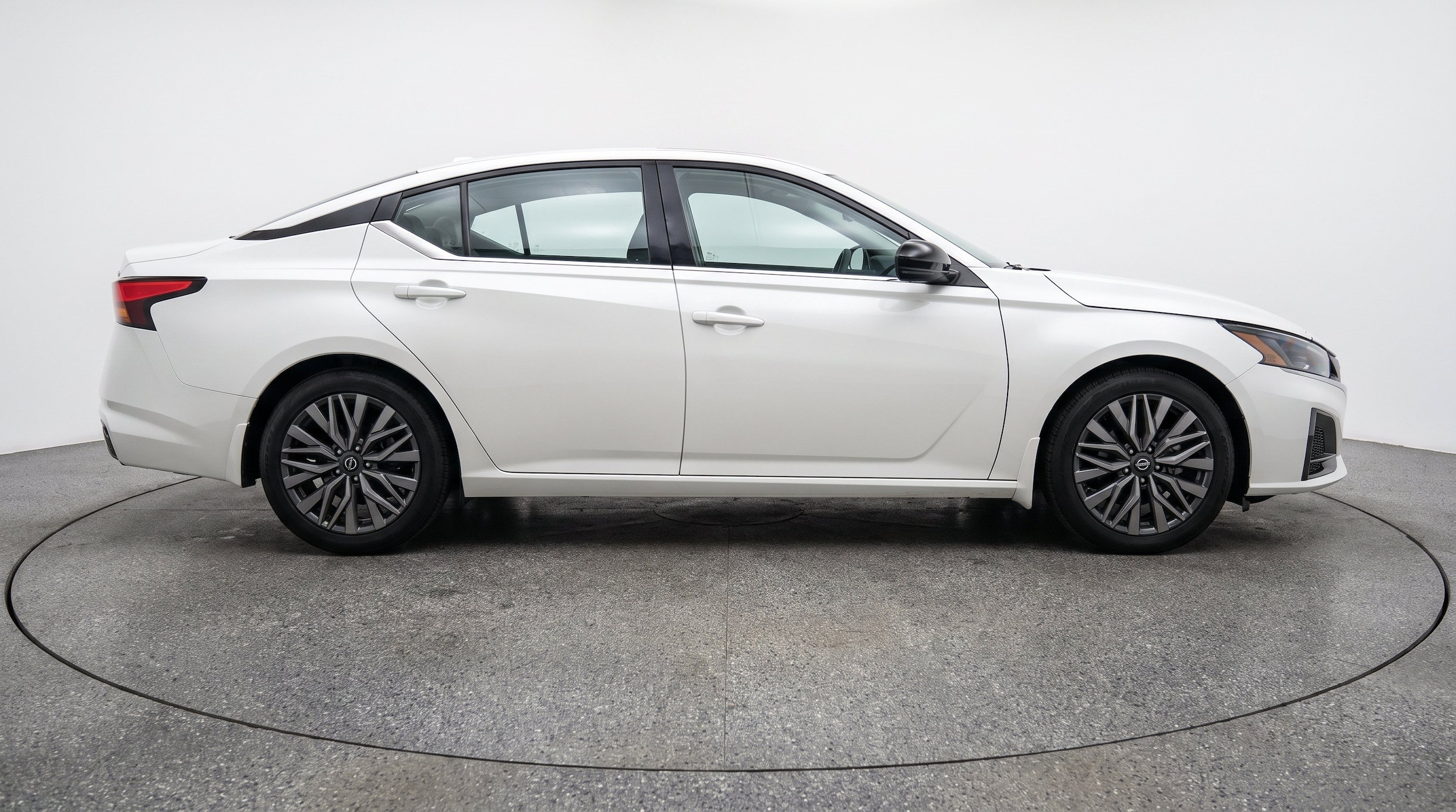Thumbnail: 2025 Nissan Altima - 11