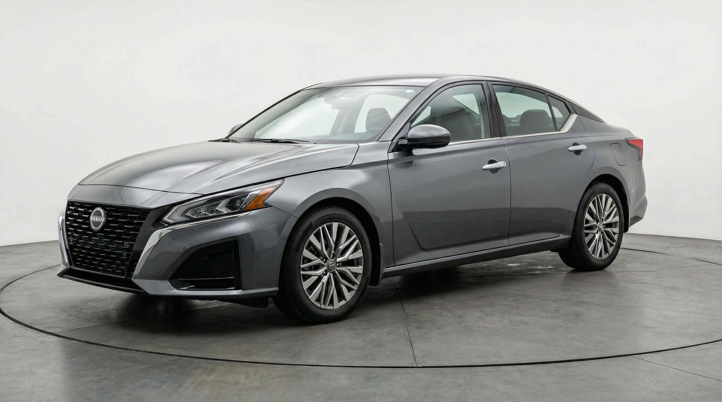 Thumbnail: 2025 Nissan Altima - 3