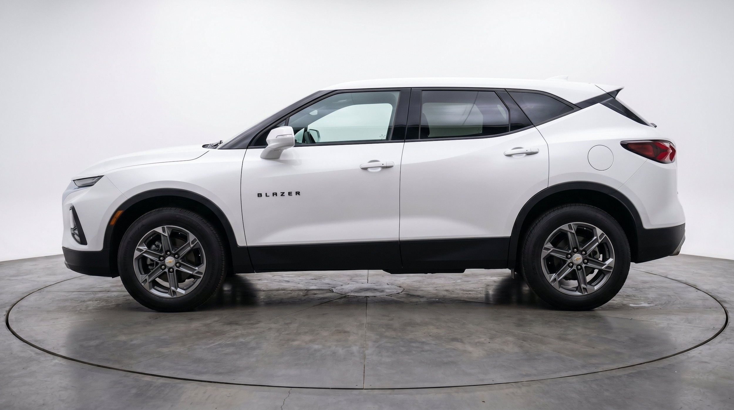 Thumbnail: 2026 Chevrolet Blazer - 5
