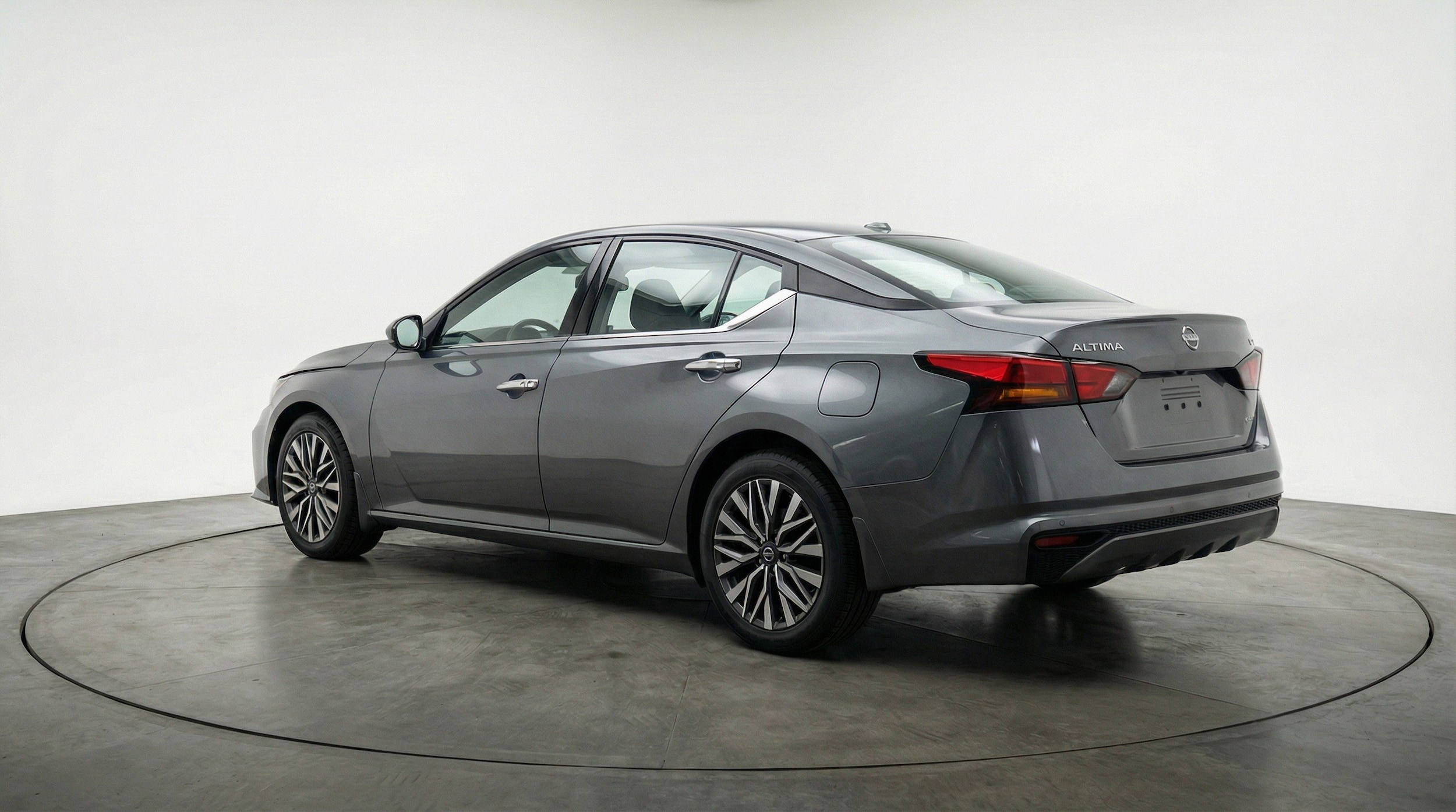 Thumbnail: 2025 Nissan Altima - 6