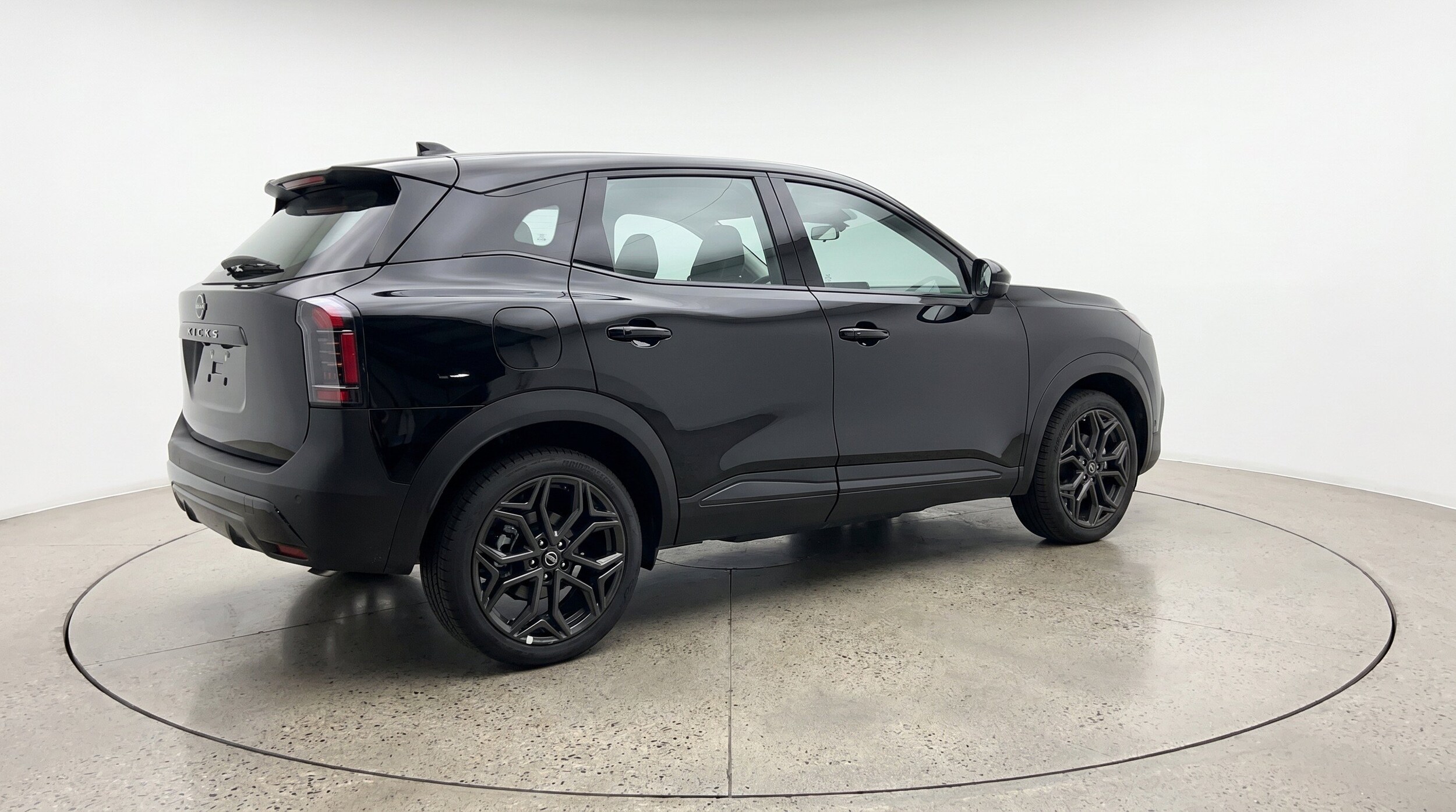 Thumbnail: 2026 Nissan Kicks - 9