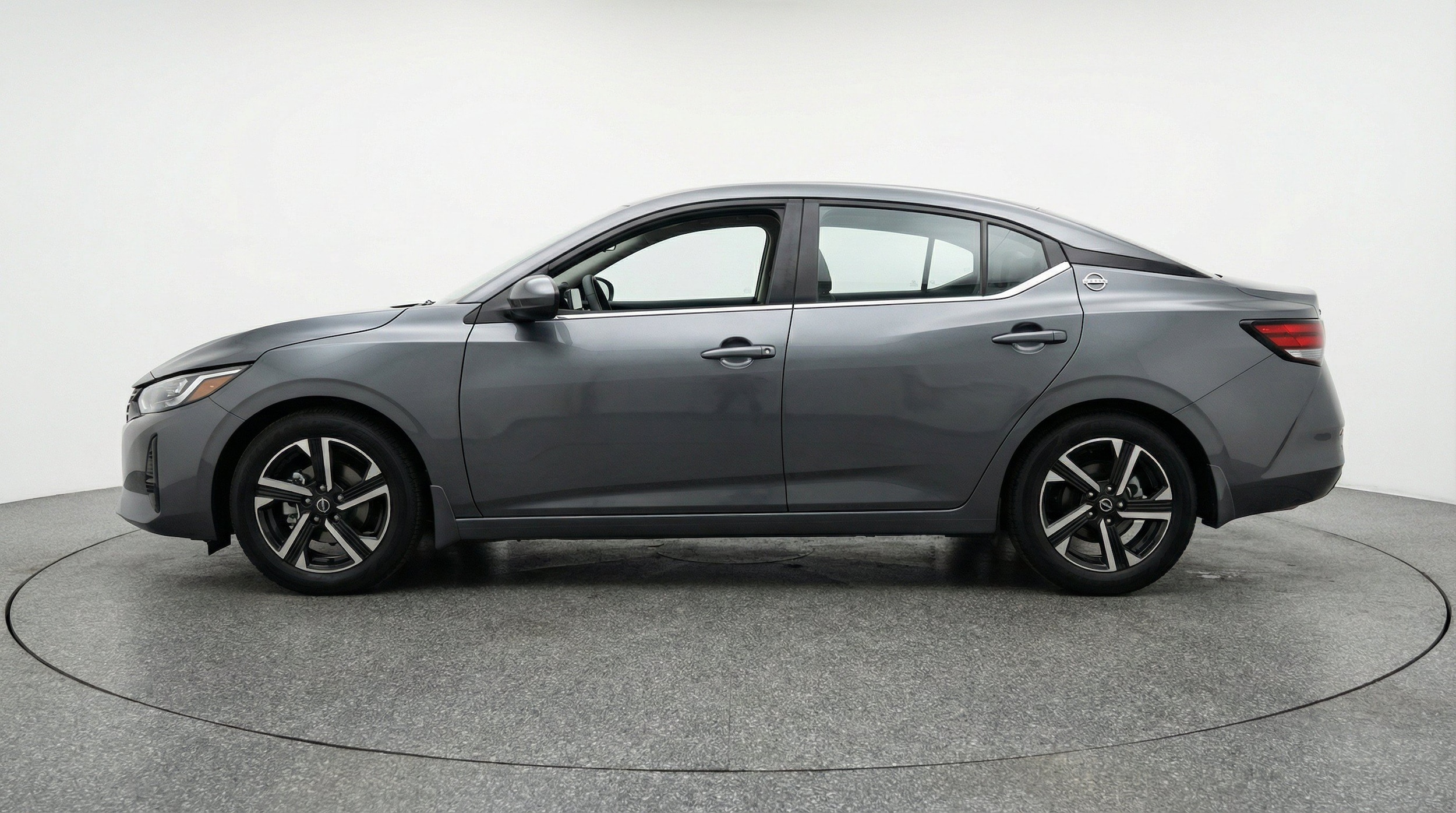 Thumbnail: 2025 Nissan Sentra - 5