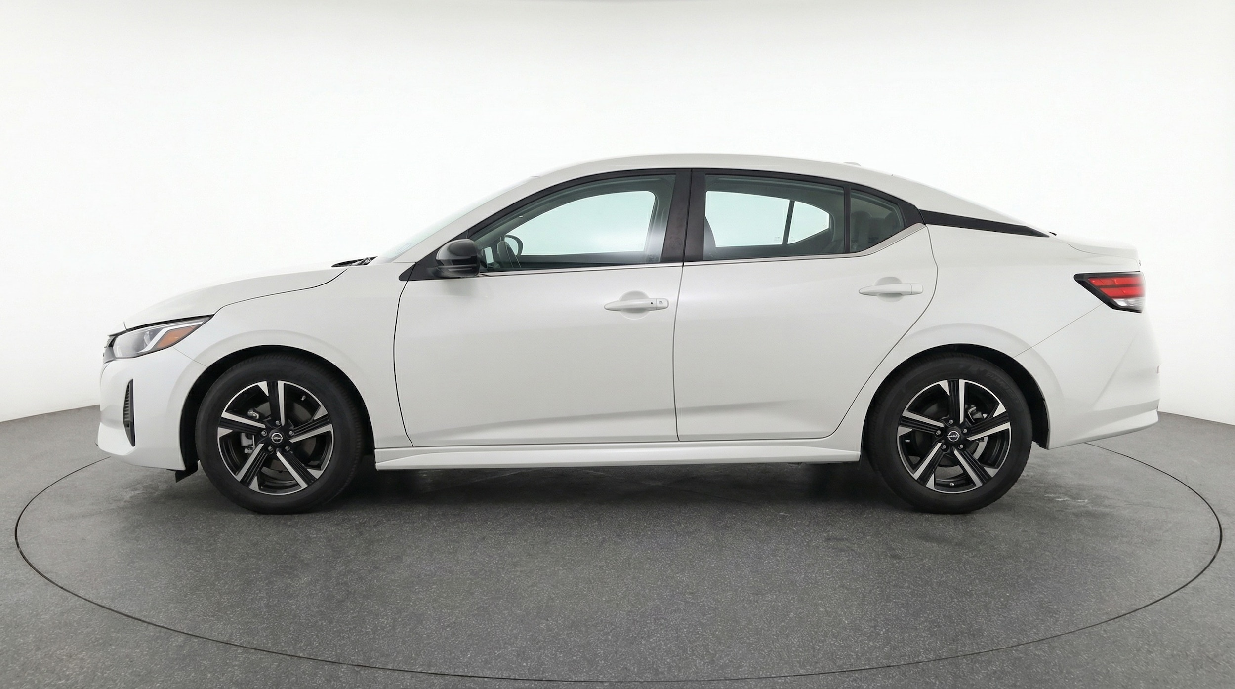 Thumbnail: 2025 Nissan Sentra - 4