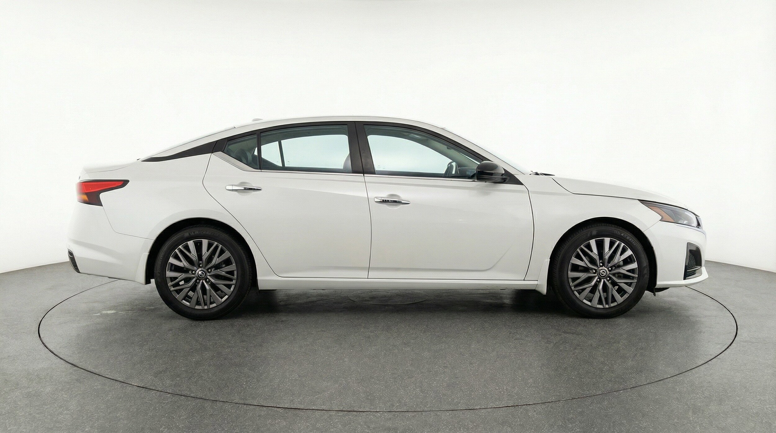 Thumbnail: 2025 Nissan Altima - 11