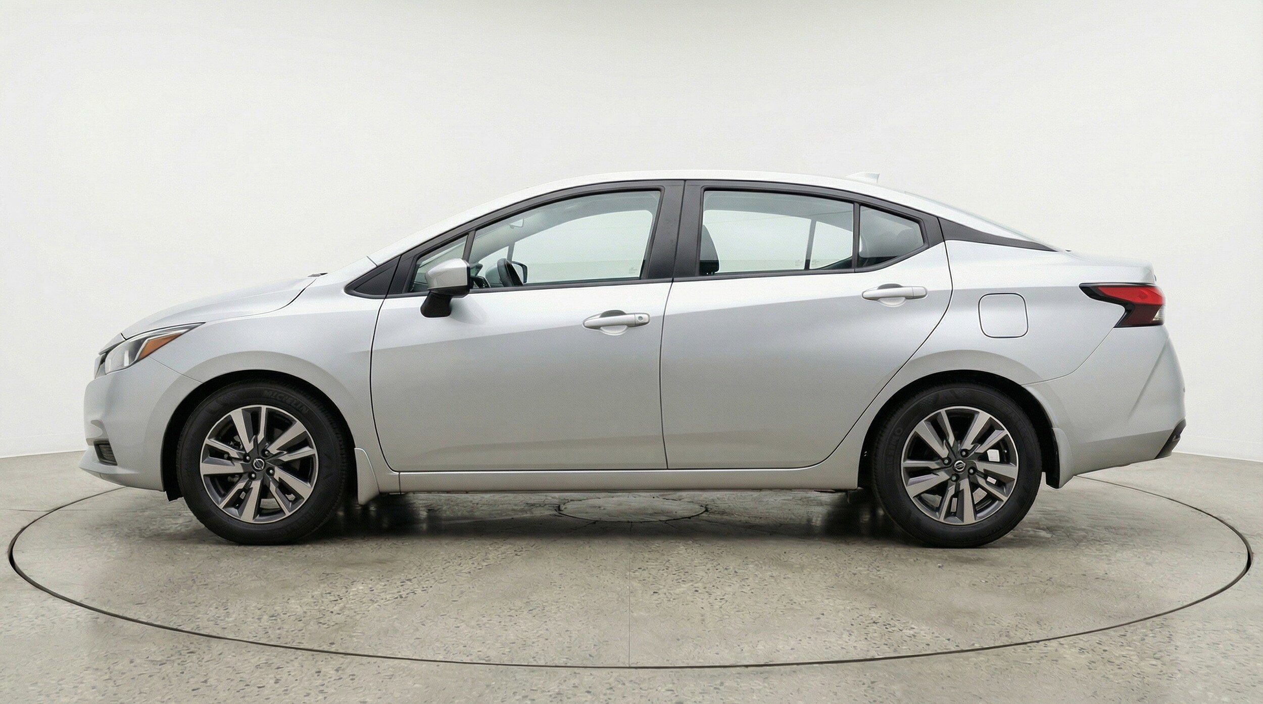 Thumbnail: 2025 Nissan Versa - 5