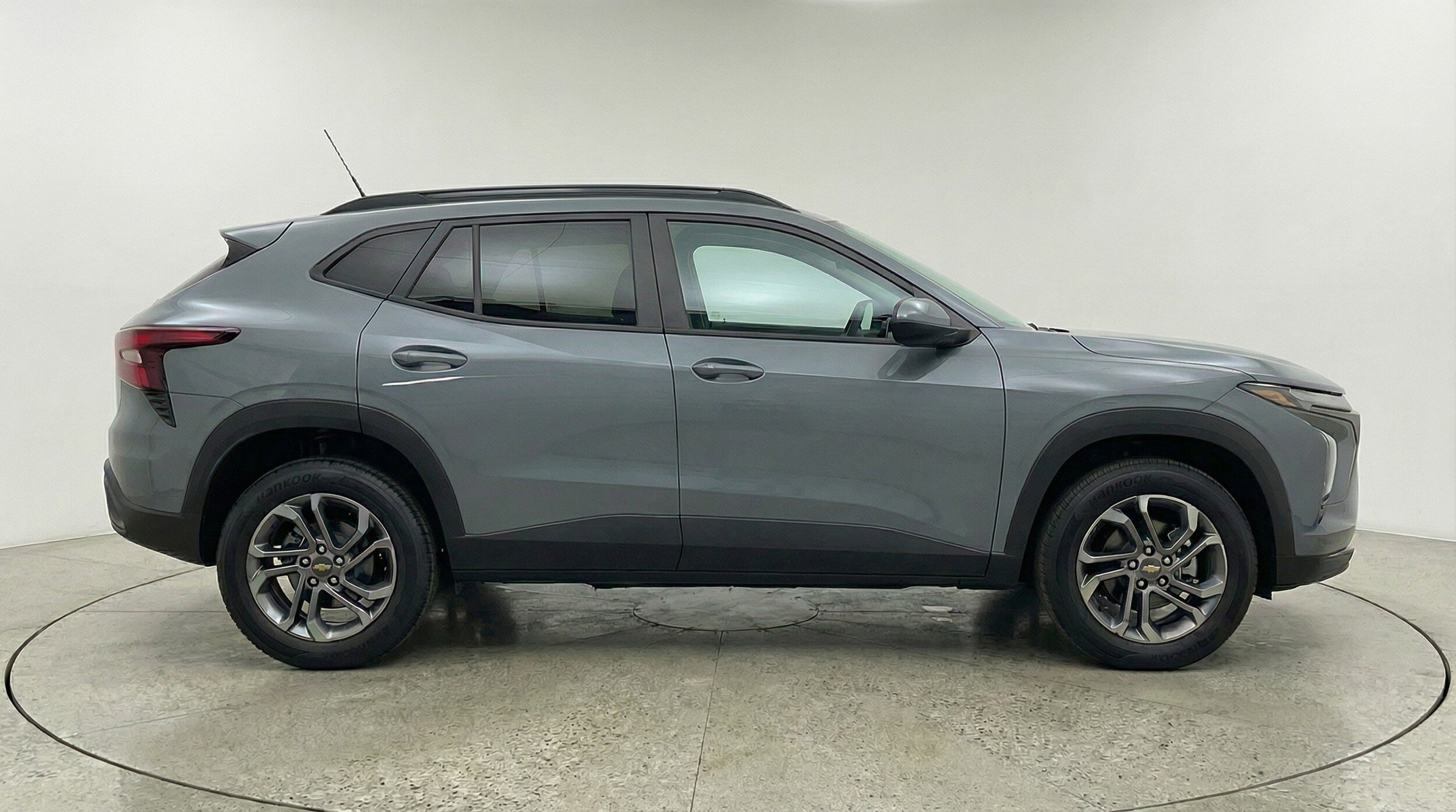 Thumbnail: 2025 Chevrolet Trax - 11