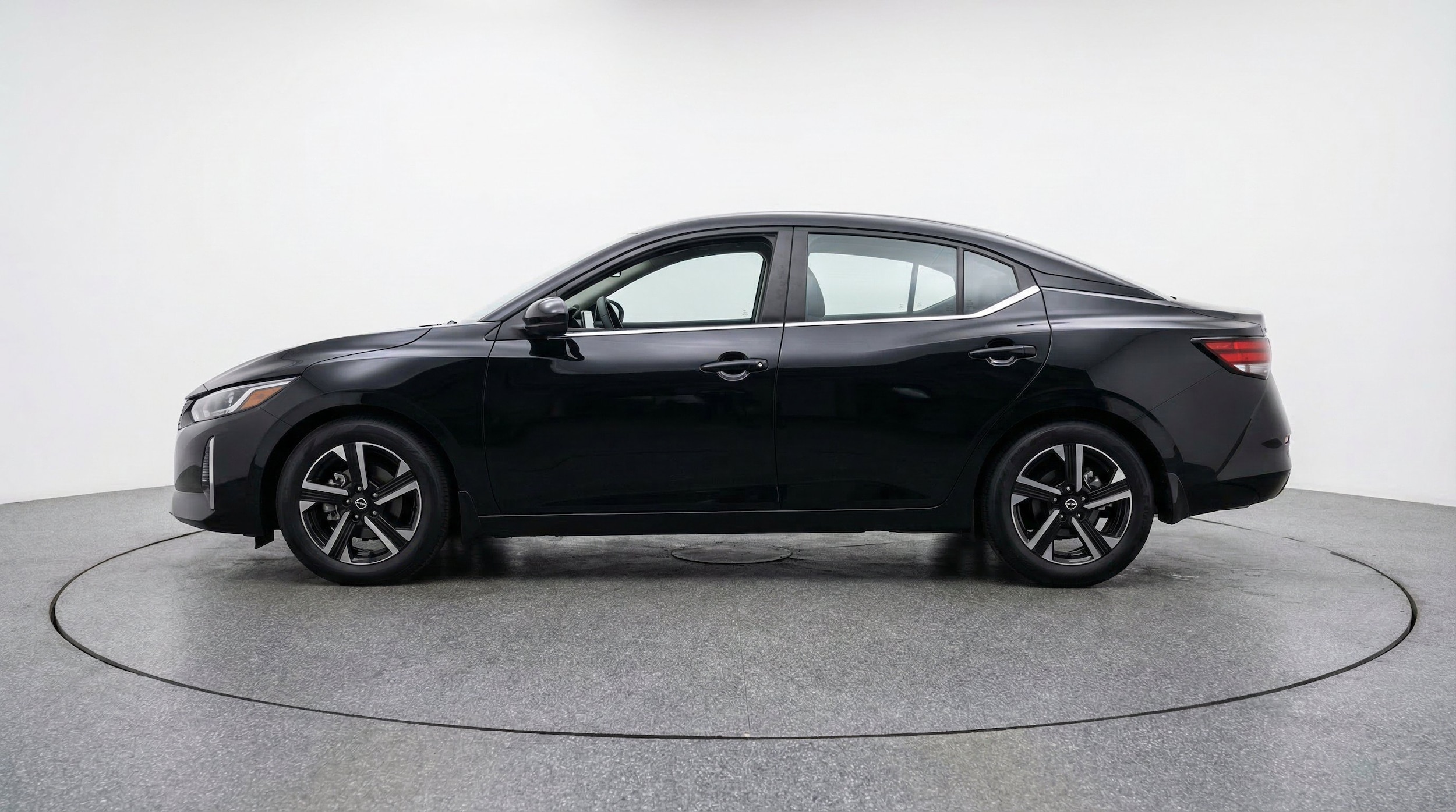Thumbnail: 2025 Nissan Sentra - 5