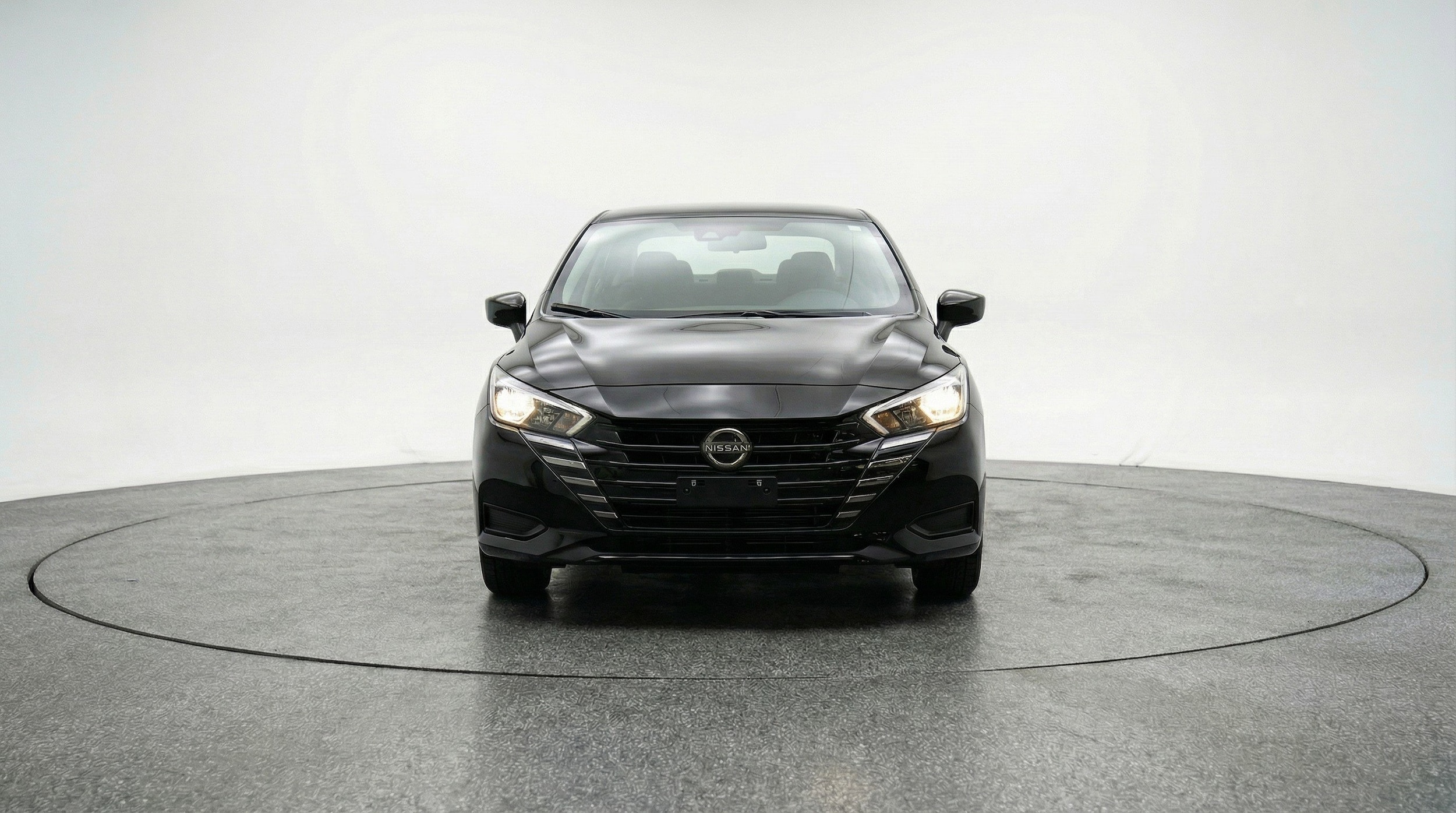Thumbnail: 2025 Nissan Versa - 2