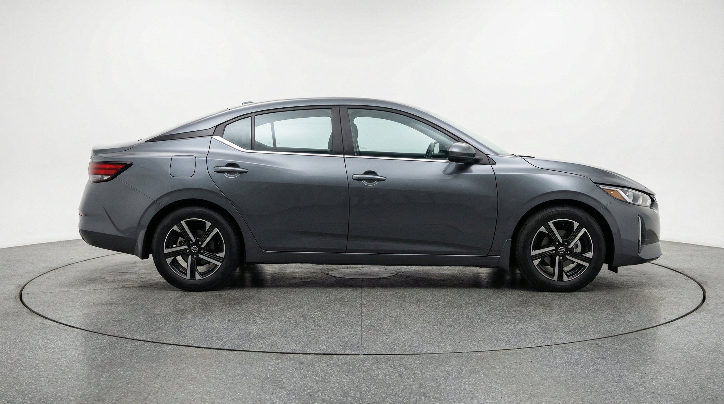 Thumbnail: 2025 Nissan Sentra - 11