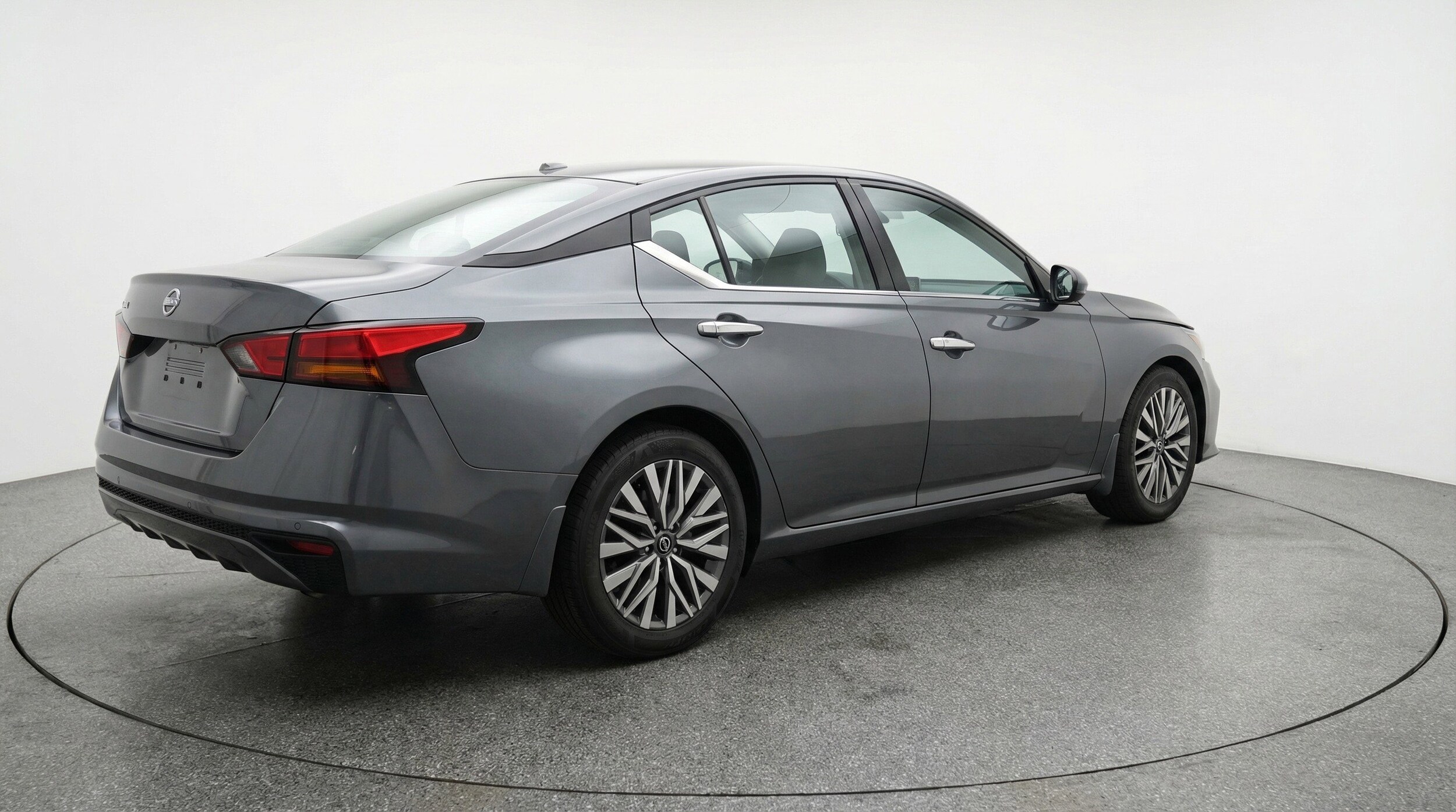 Thumbnail: 2025 Nissan Altima - 9