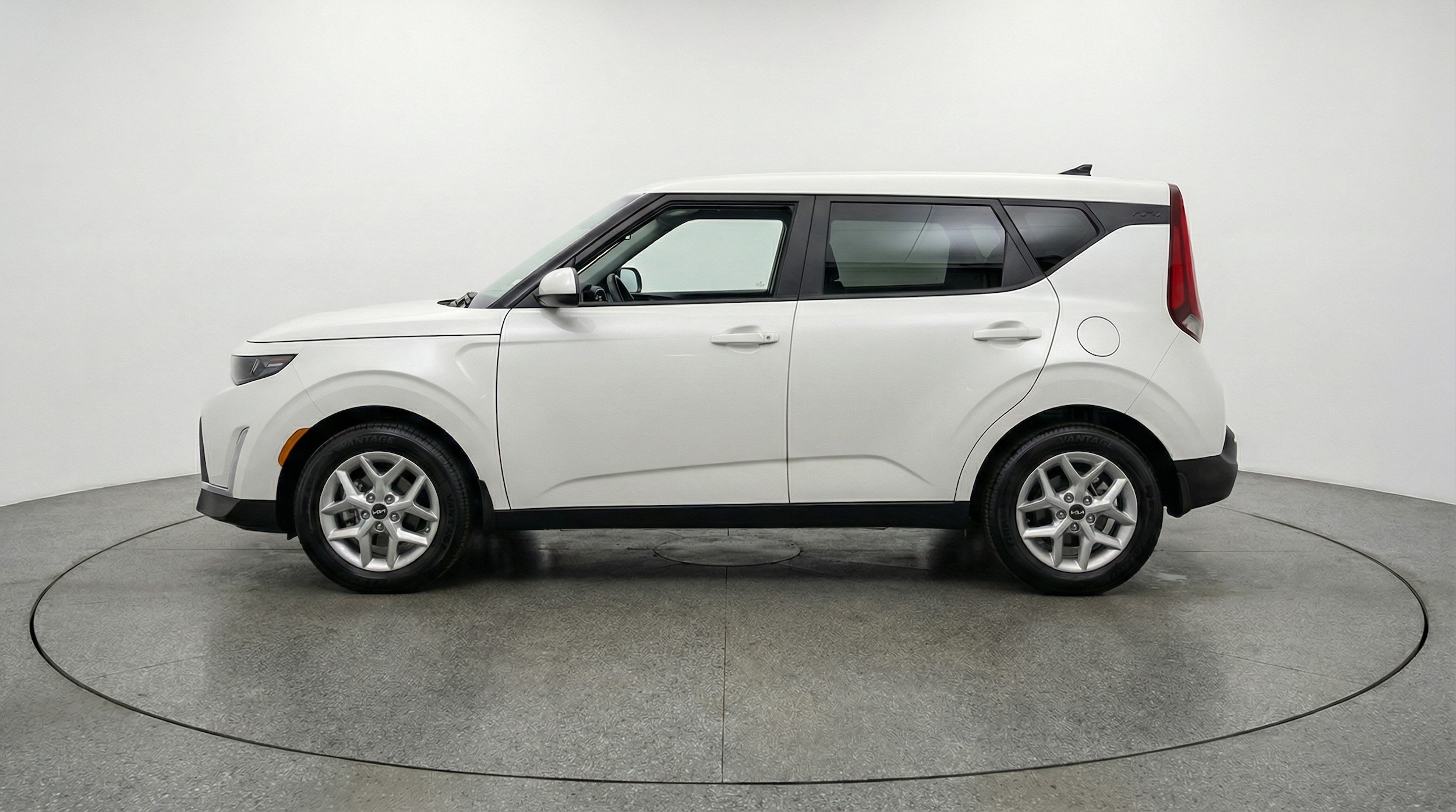 Thumbnail: 2025 Kia Soul - 4