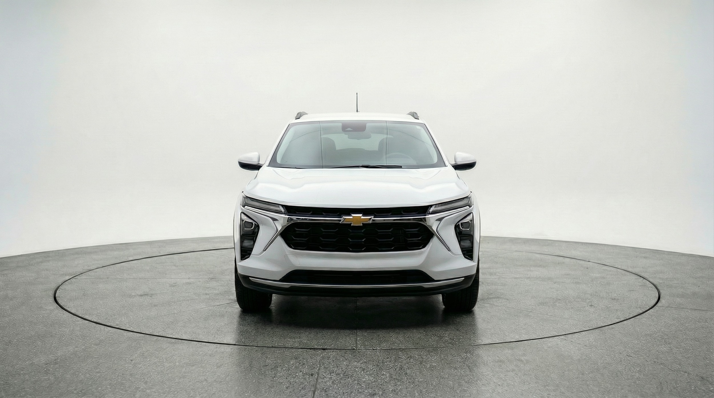 Thumbnail: 2025 Chevrolet Trax - 2