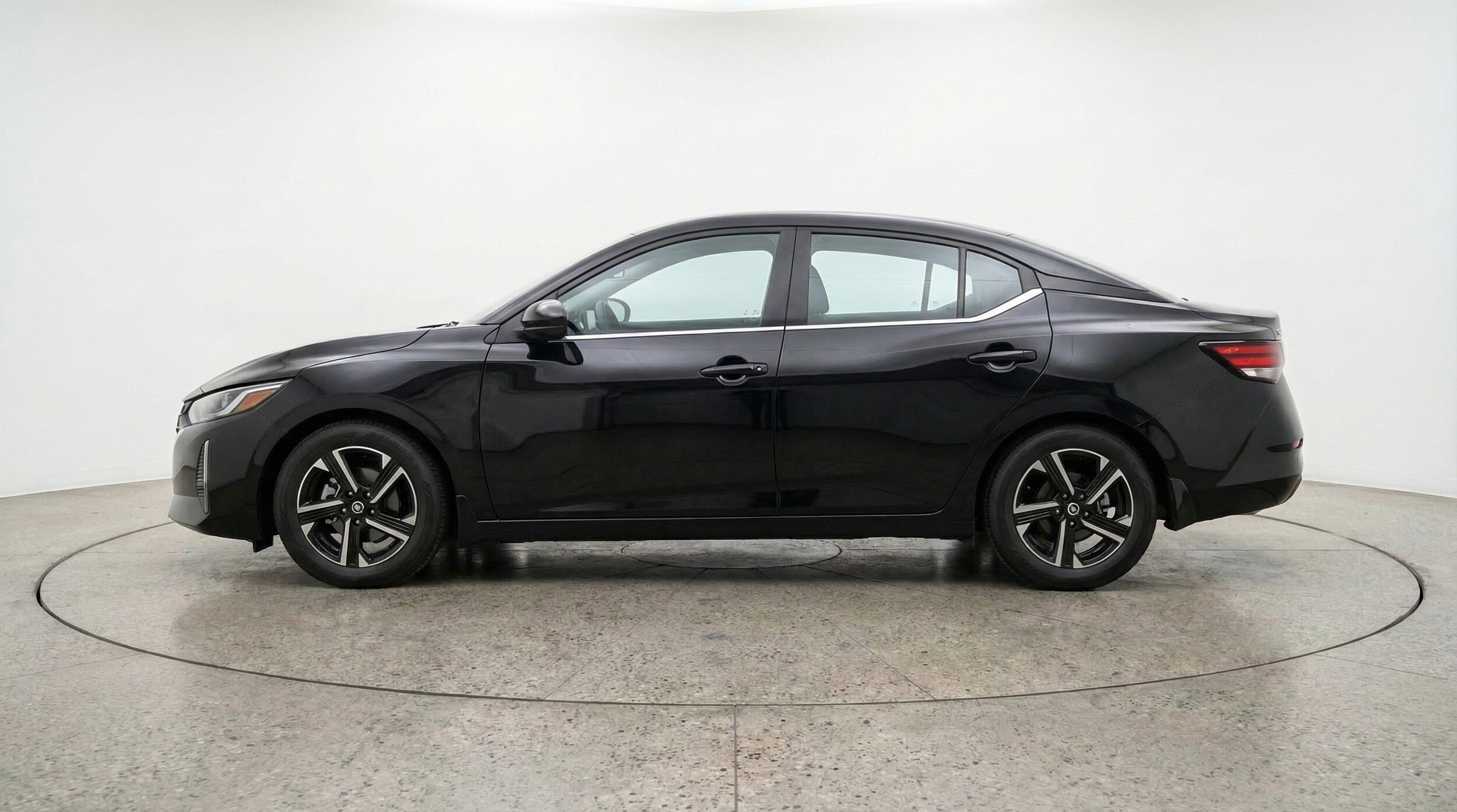 Thumbnail: 2025 Nissan Sentra - 5