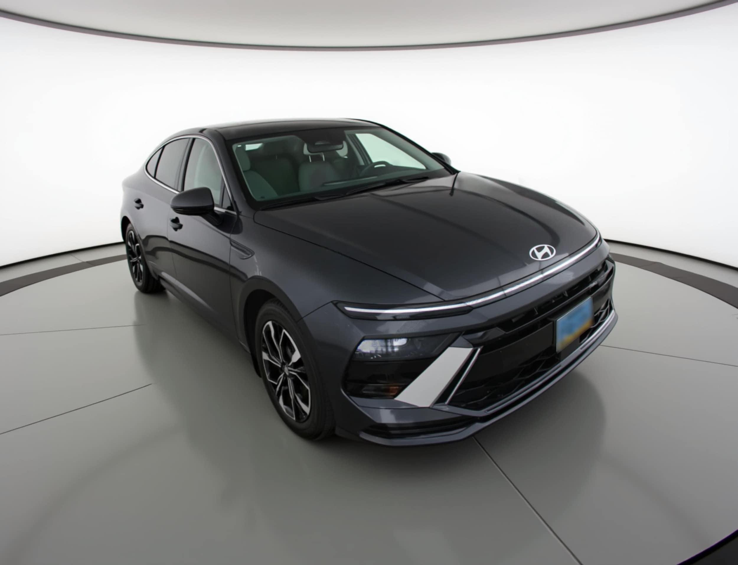 Thumbnail: 2025 Hyundai Sonata - 1