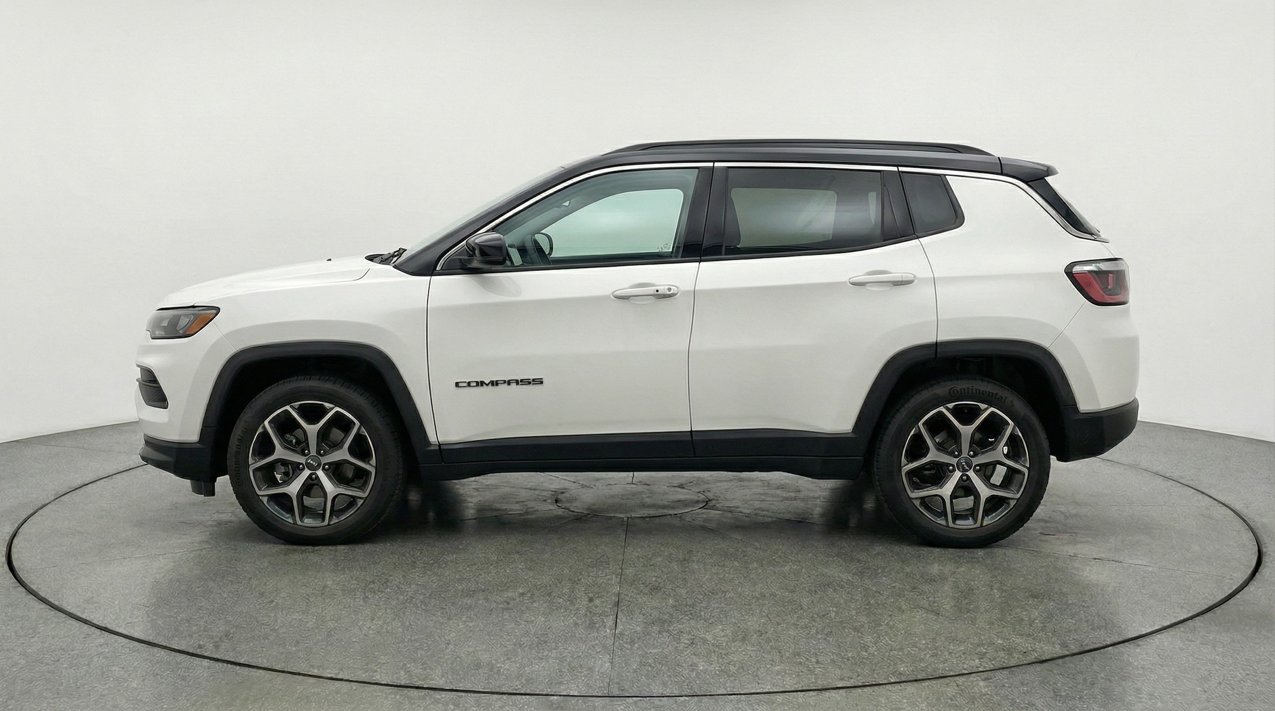 Thumbnail: 2025 Jeep Compass - 4