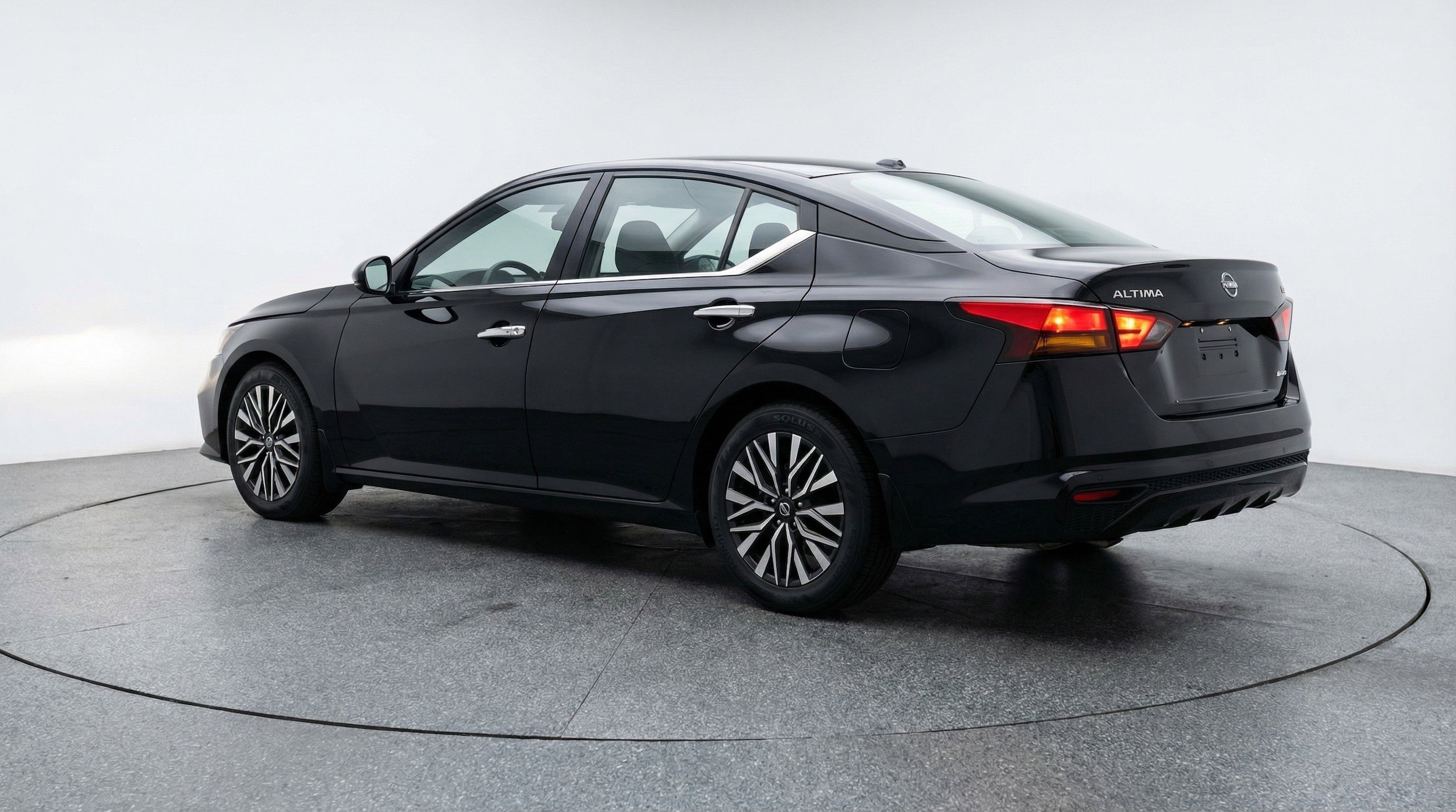 Thumbnail: 2025 Nissan Altima - 6