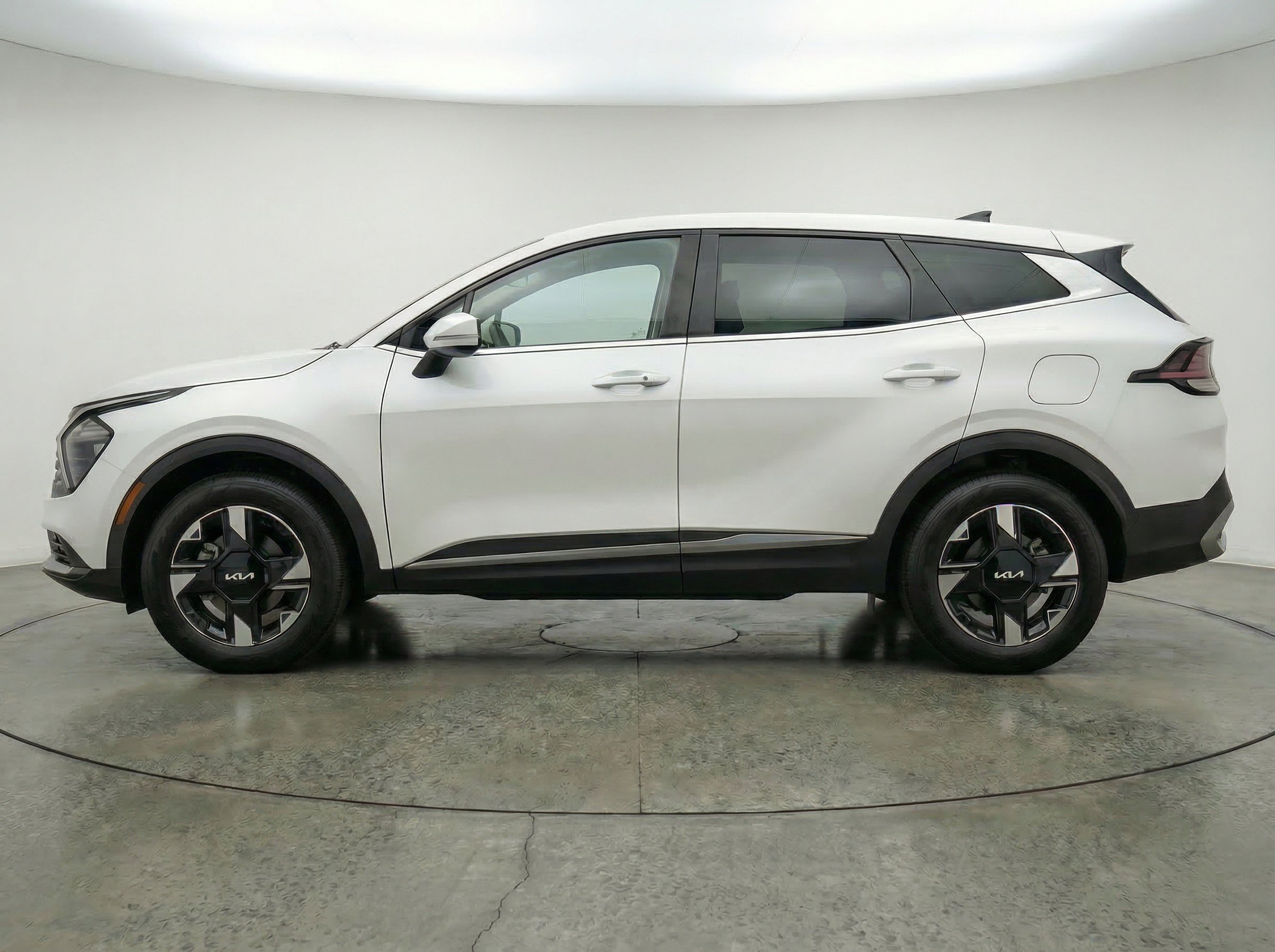 Thumbnail: 2026 Kia Sportage - 5
