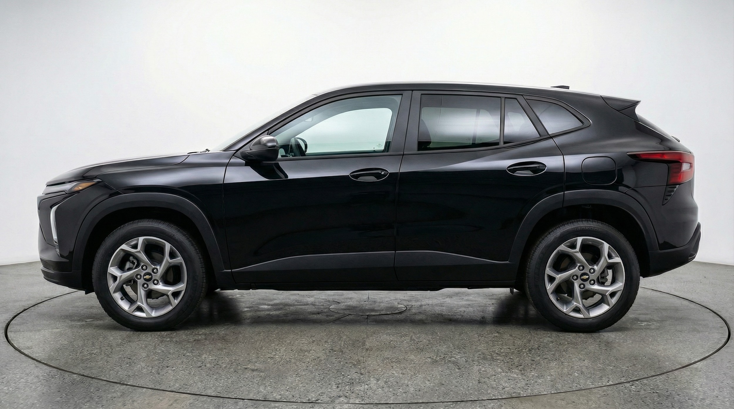 Thumbnail: 2025 Chevrolet Trax - 4