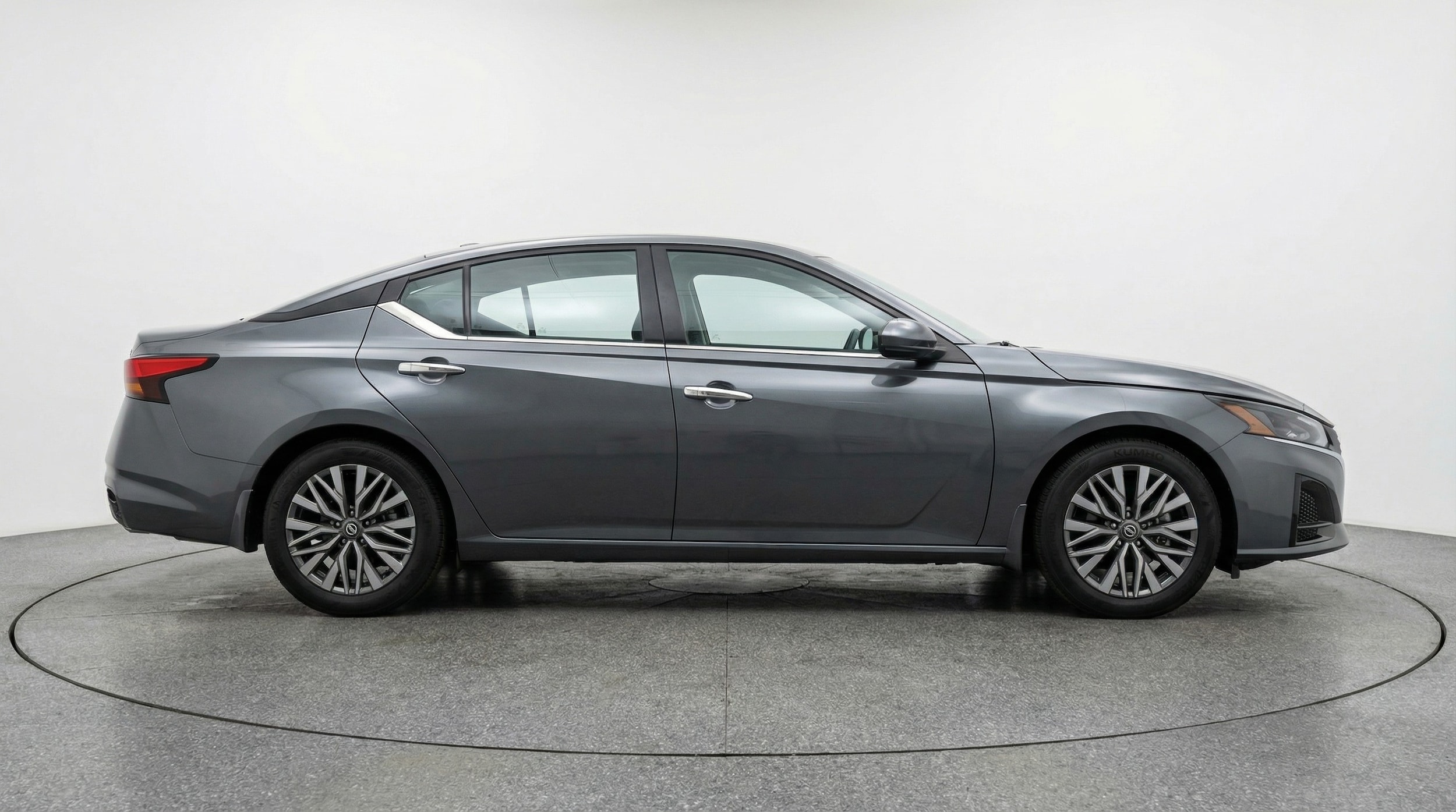 Thumbnail: 2025 Nissan Altima - 8