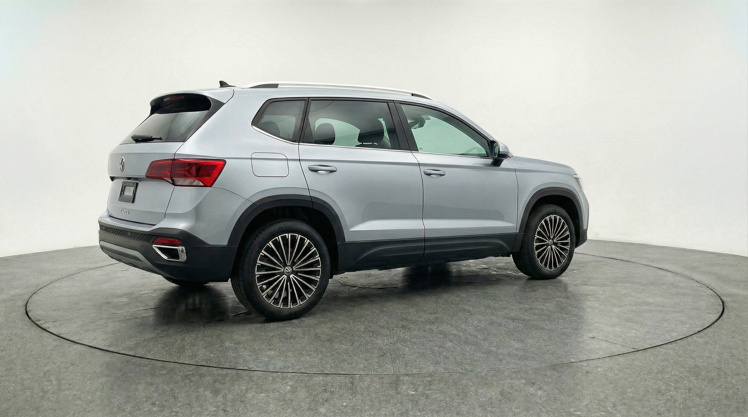 Thumbnail: 2025 Volkswagen Taos - 9