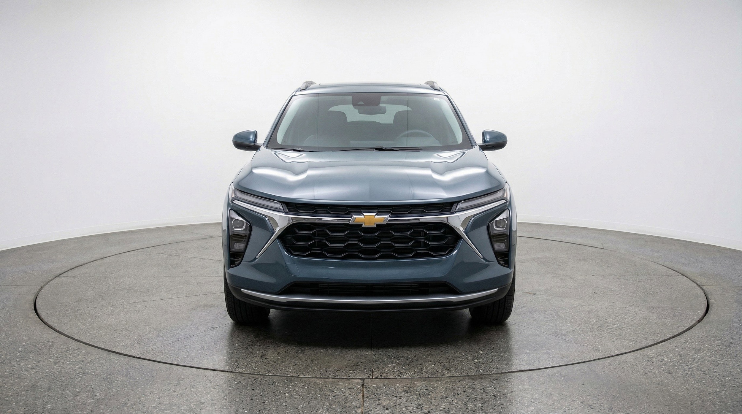 Thumbnail: 2025 Chevrolet Trax - 2