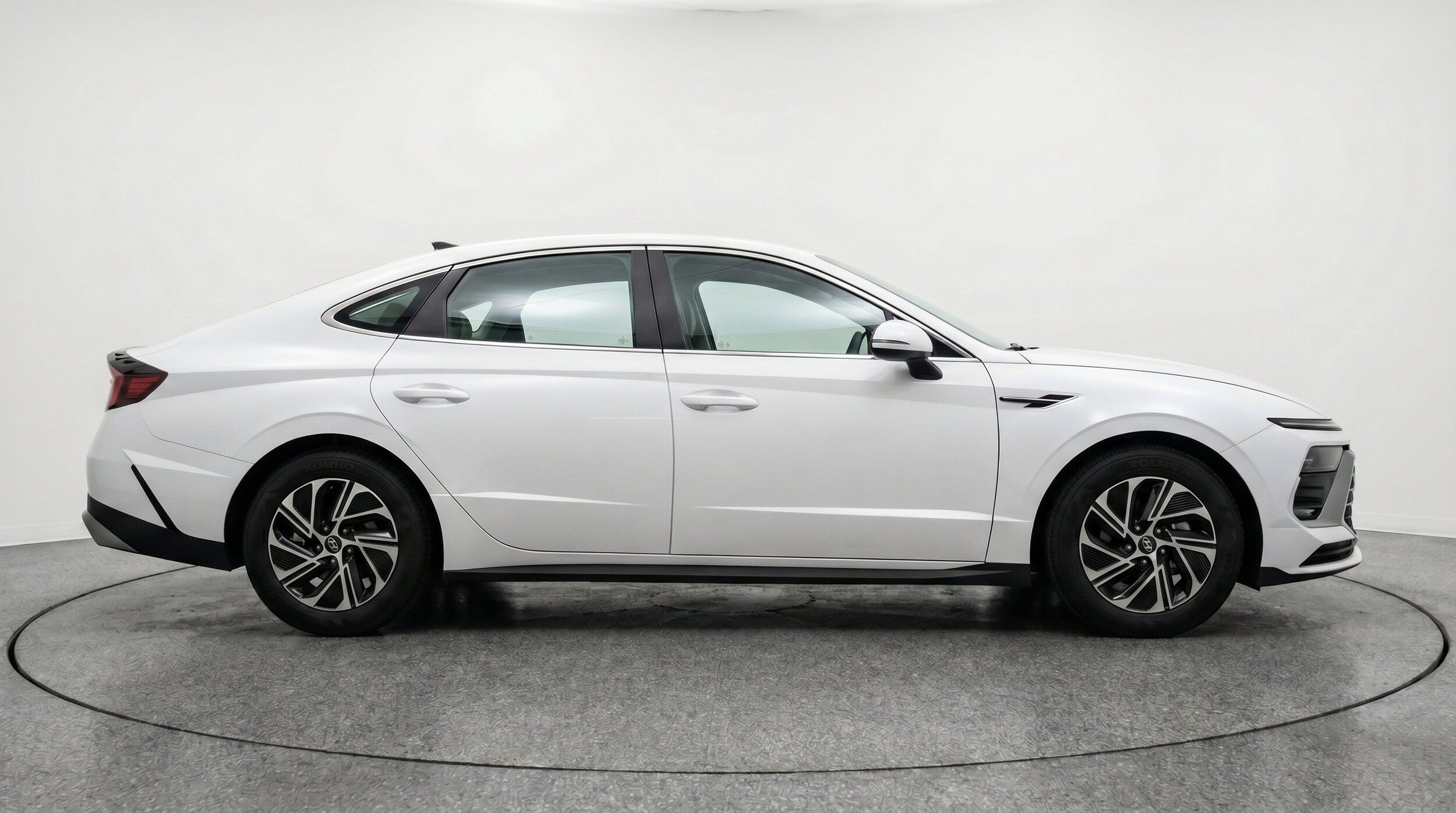 Thumbnail: 2026 Hyundai Sonata - 11