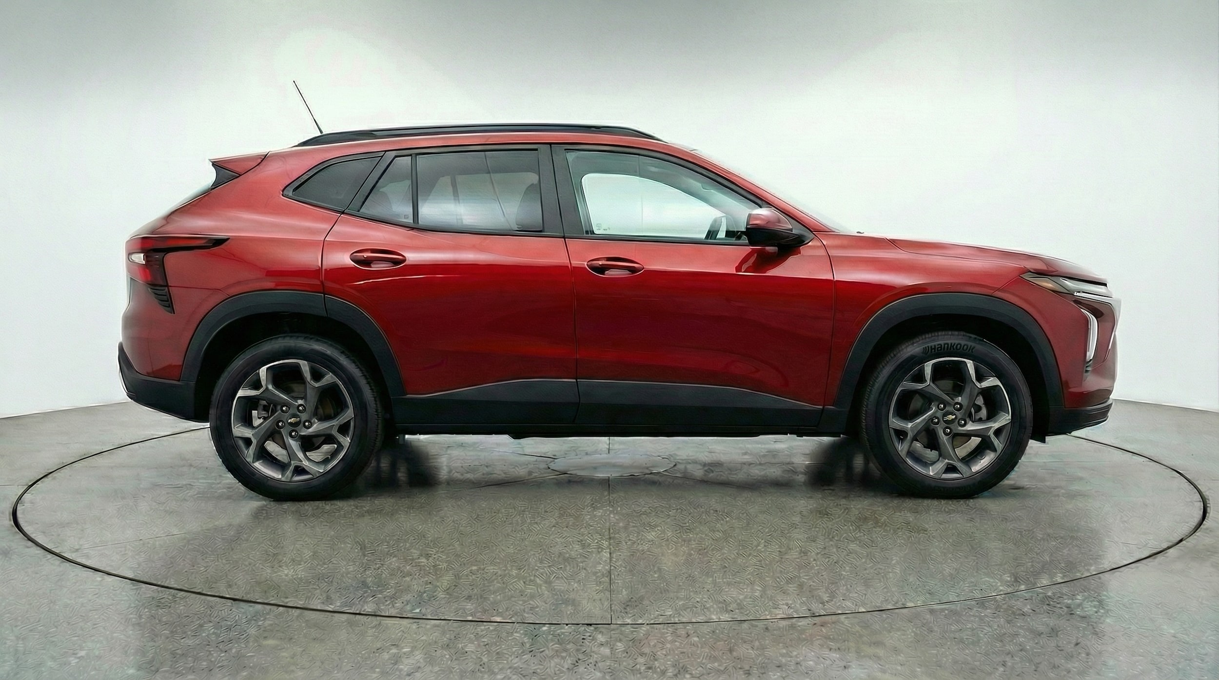 Thumbnail: 2025 Chevrolet Trax - 8