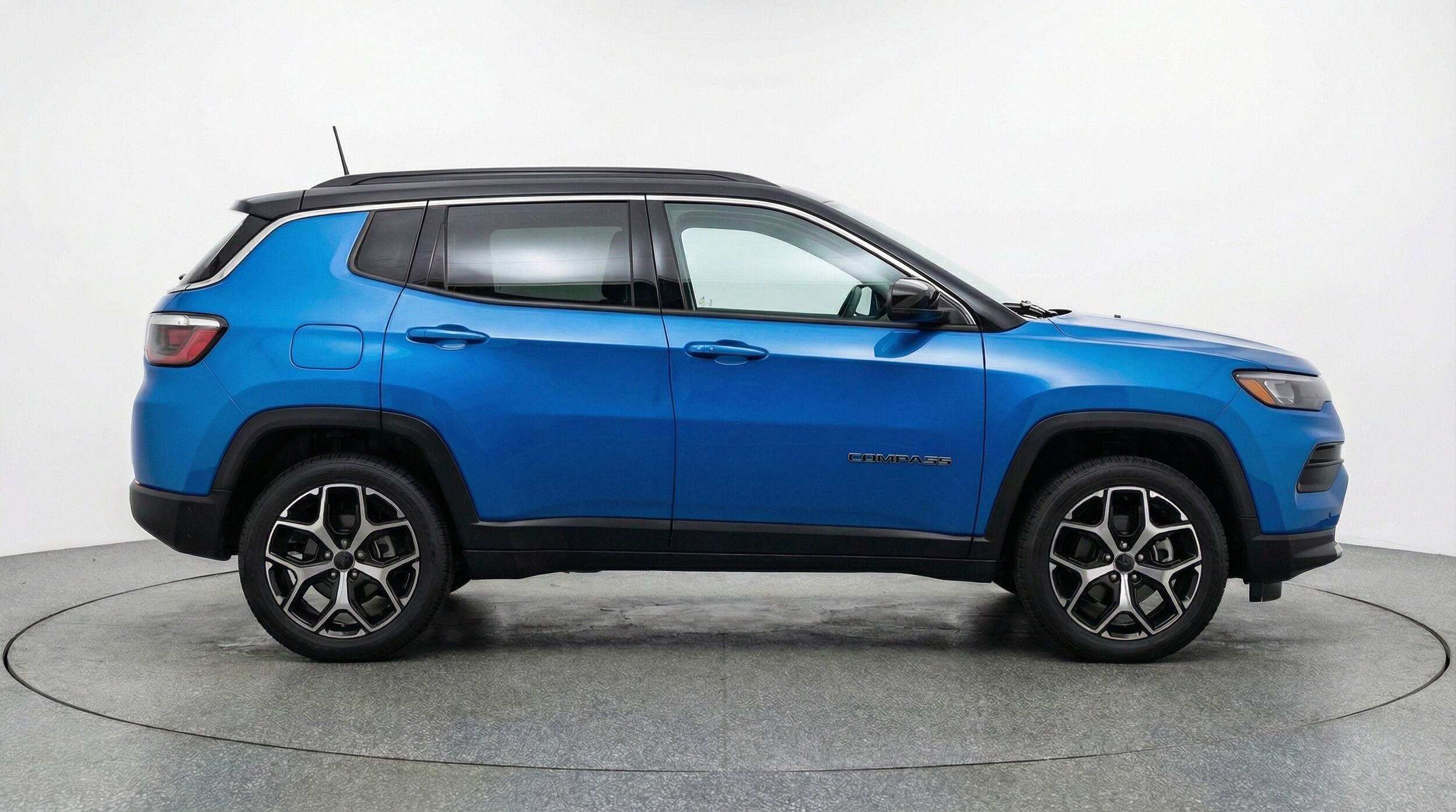 Thumbnail: 2025 Jeep Compass - 11