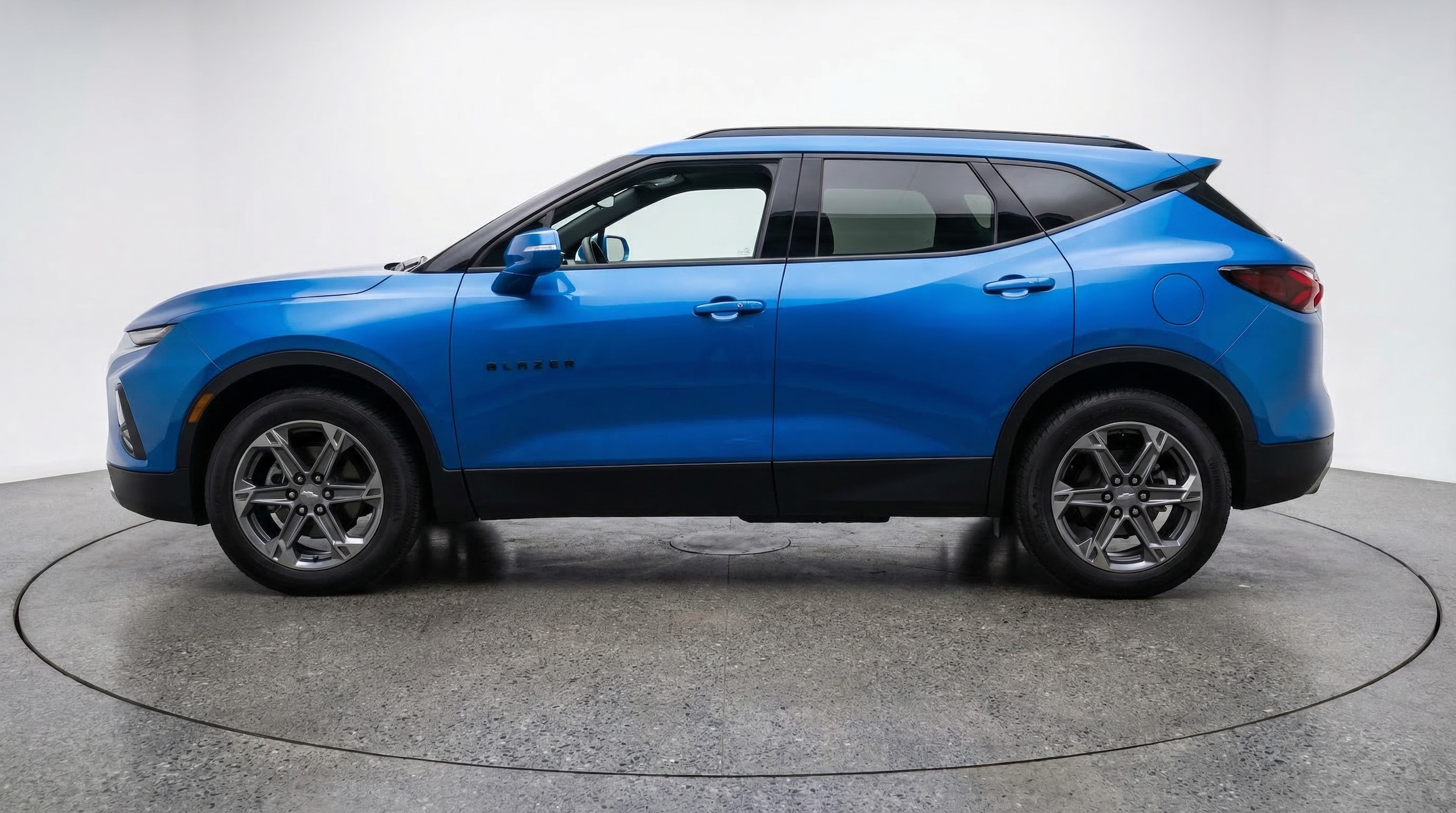 Thumbnail: 2025 Chevrolet Blazer - 4