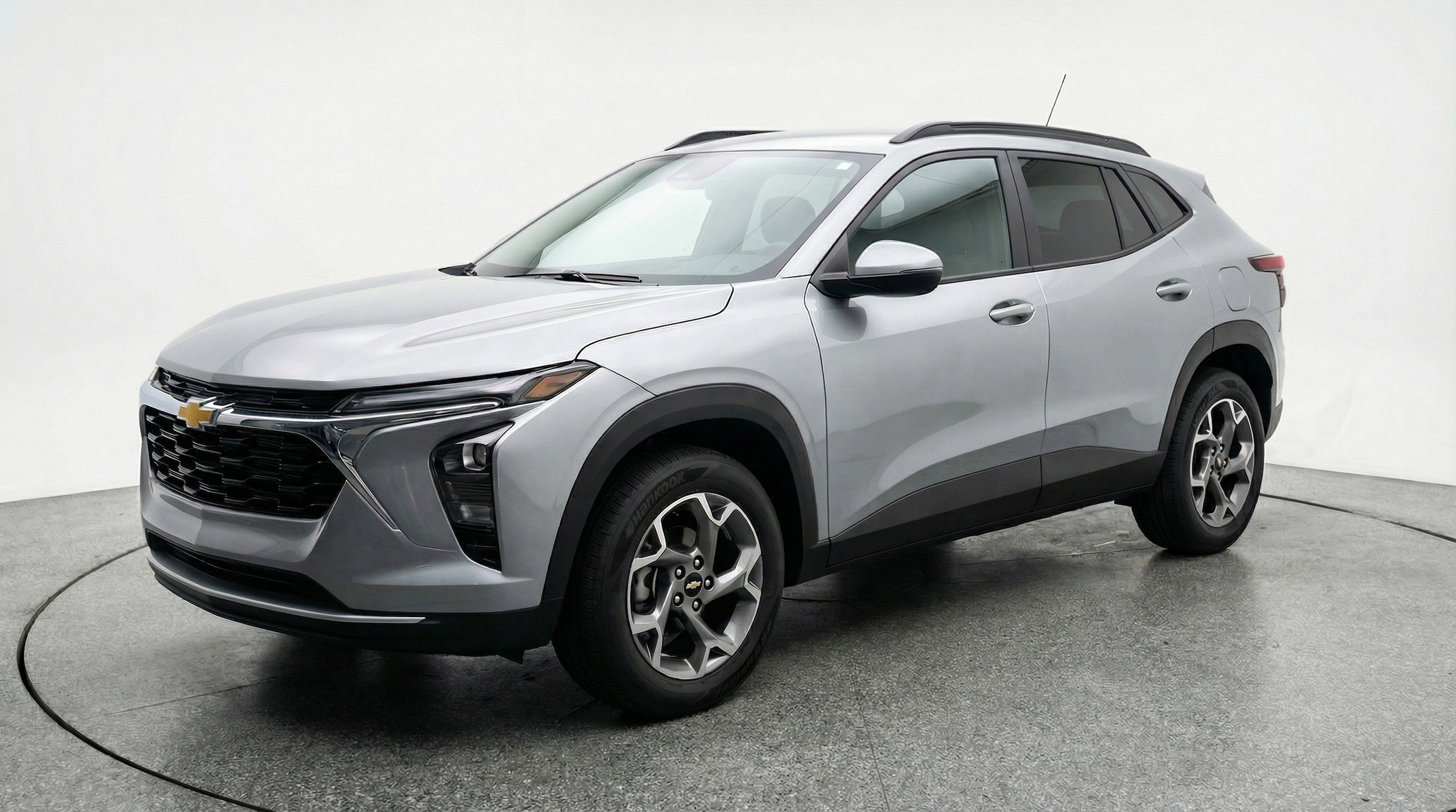 Thumbnail: 2025 Chevrolet Trax - 3