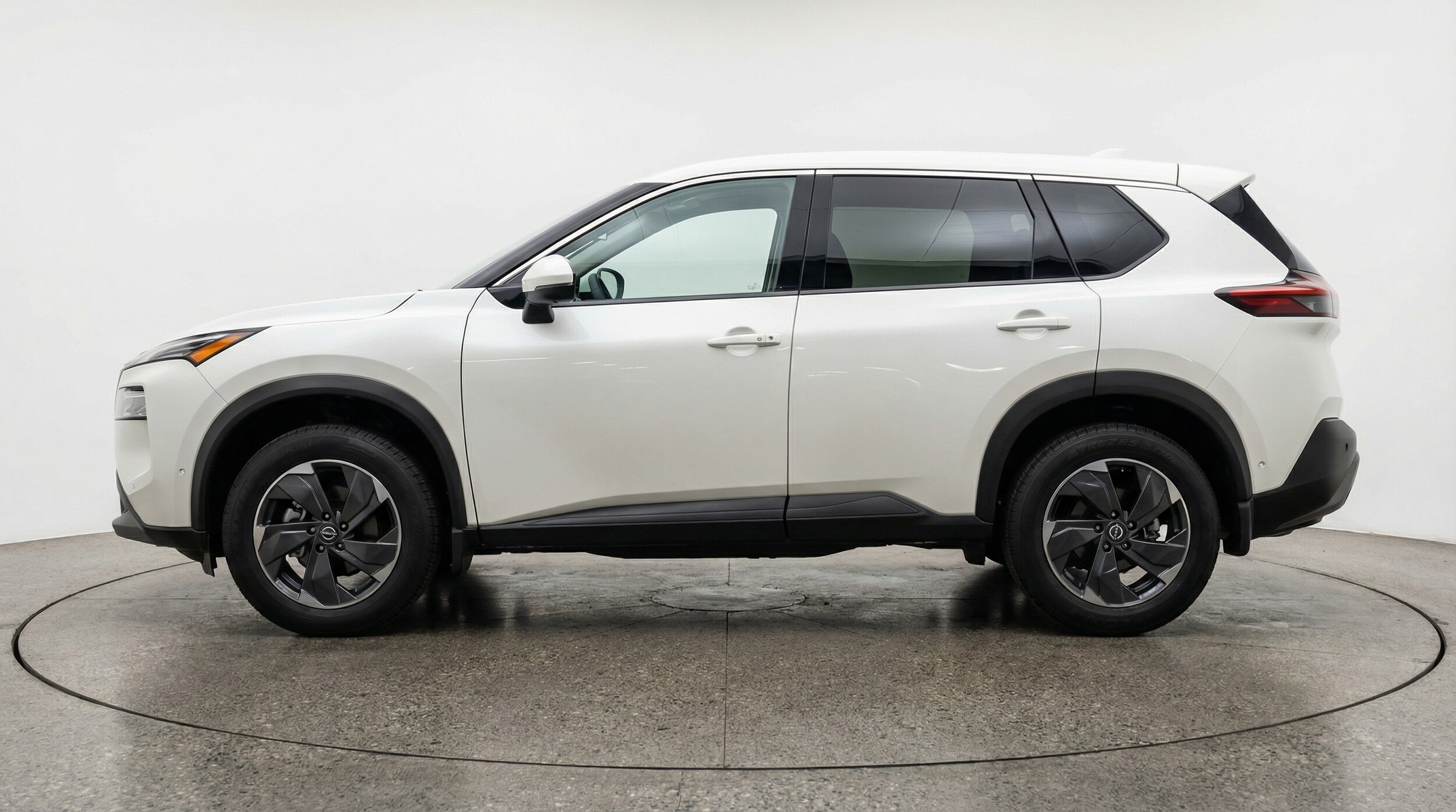 Thumbnail: 2025 Nissan Rogue - 4