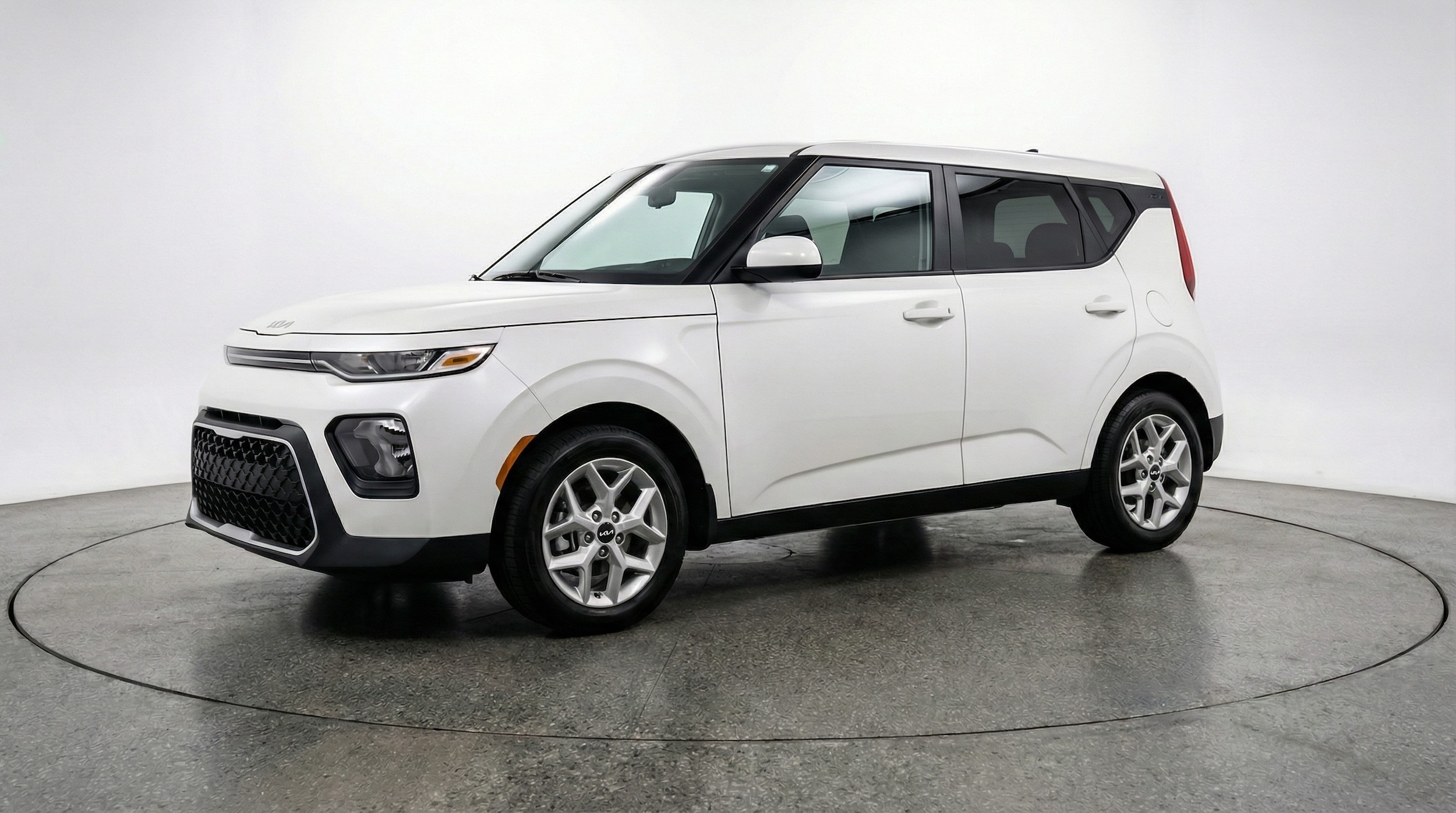 Thumbnail: 2025 Kia Soul - 3