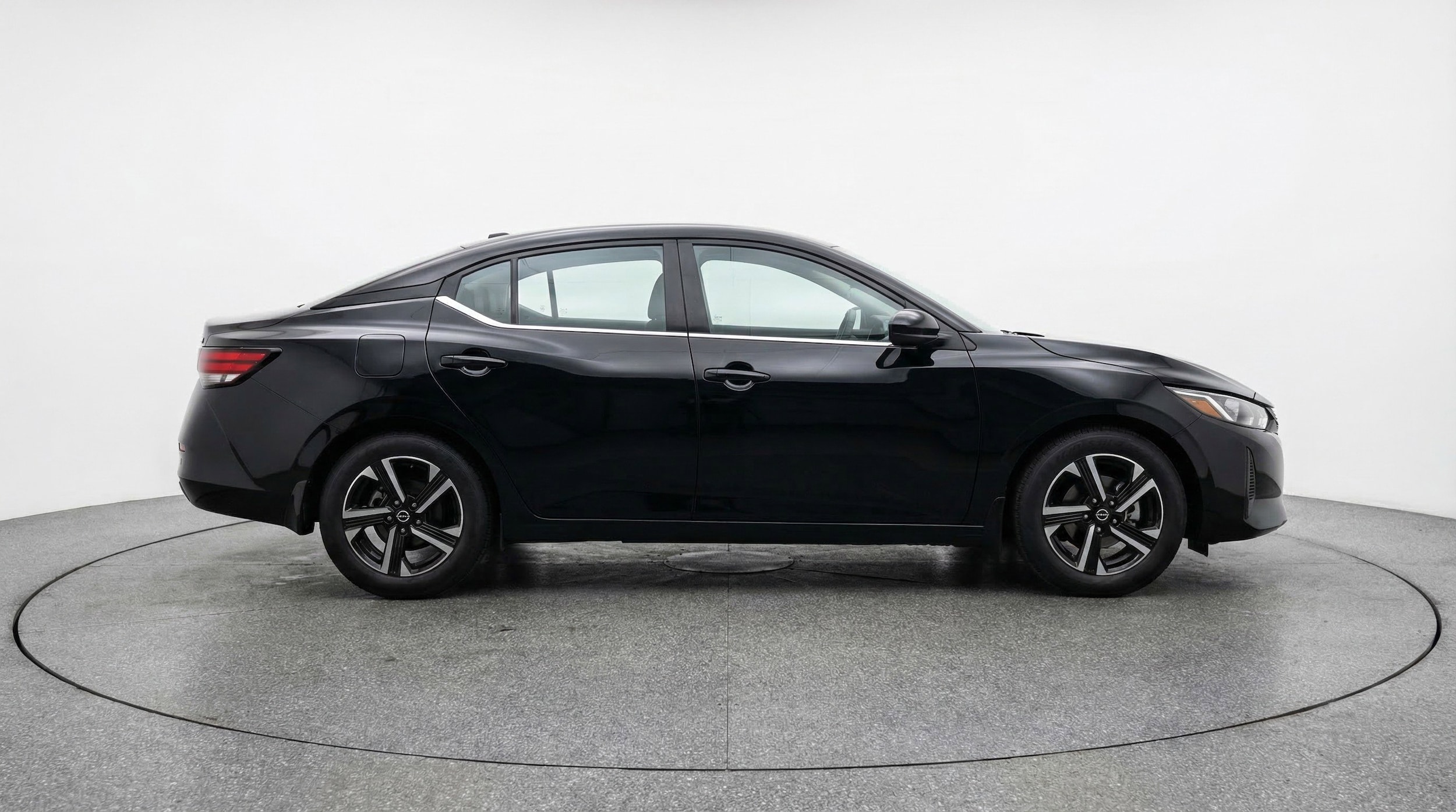 Thumbnail: 2025 Nissan Sentra - 11