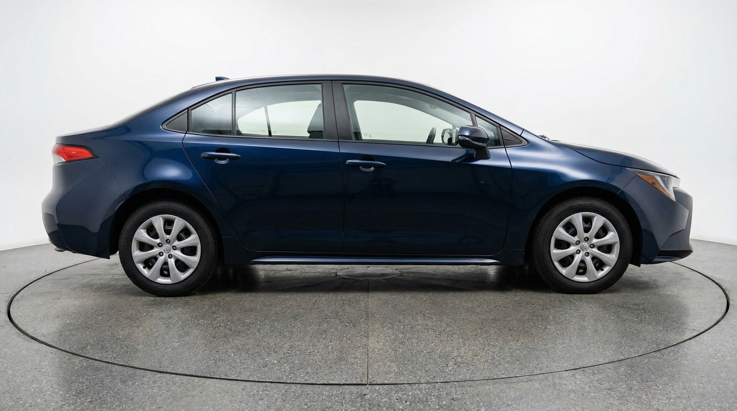 Thumbnail: 2025 Toyota Corolla - 11