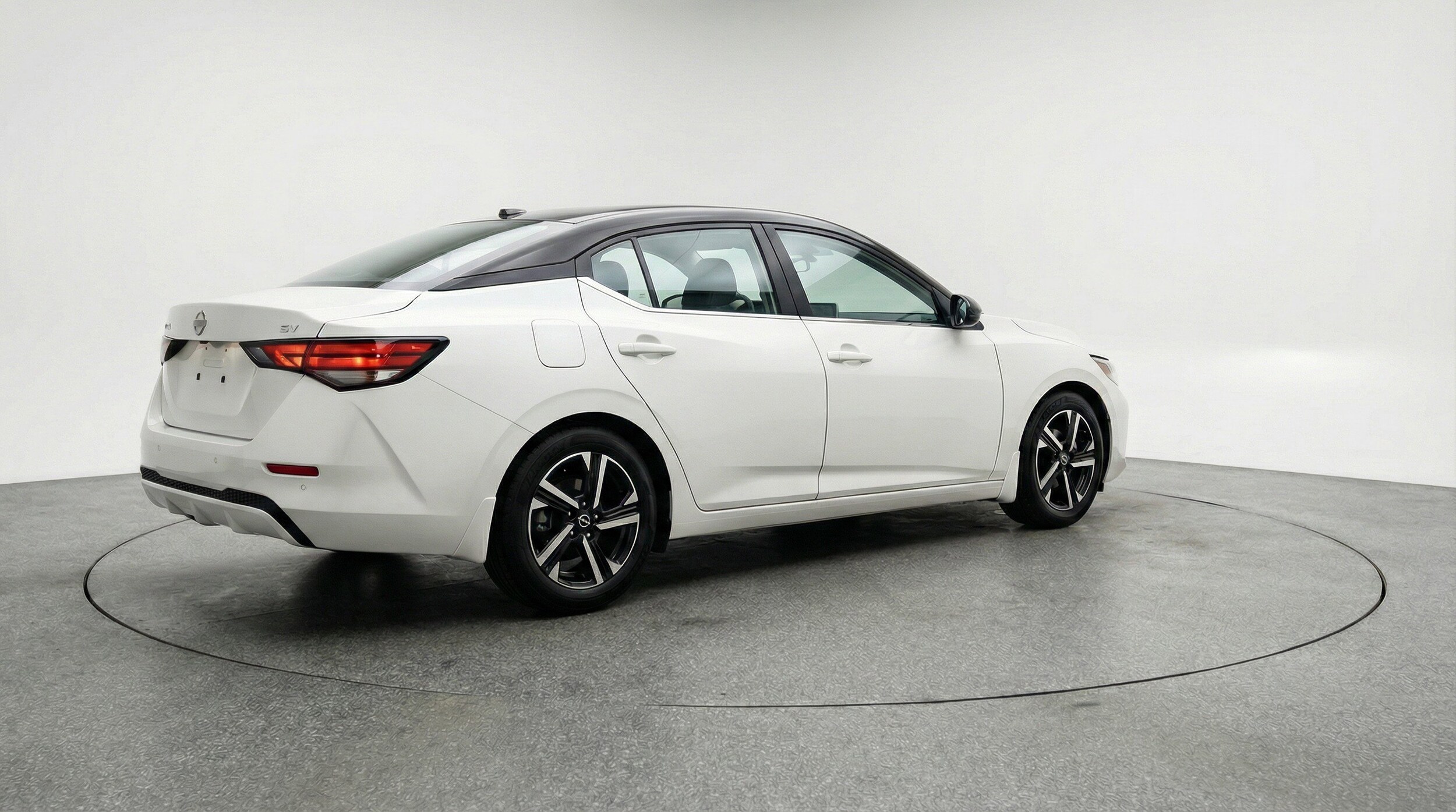 Thumbnail: 2025 Nissan Sentra - 9