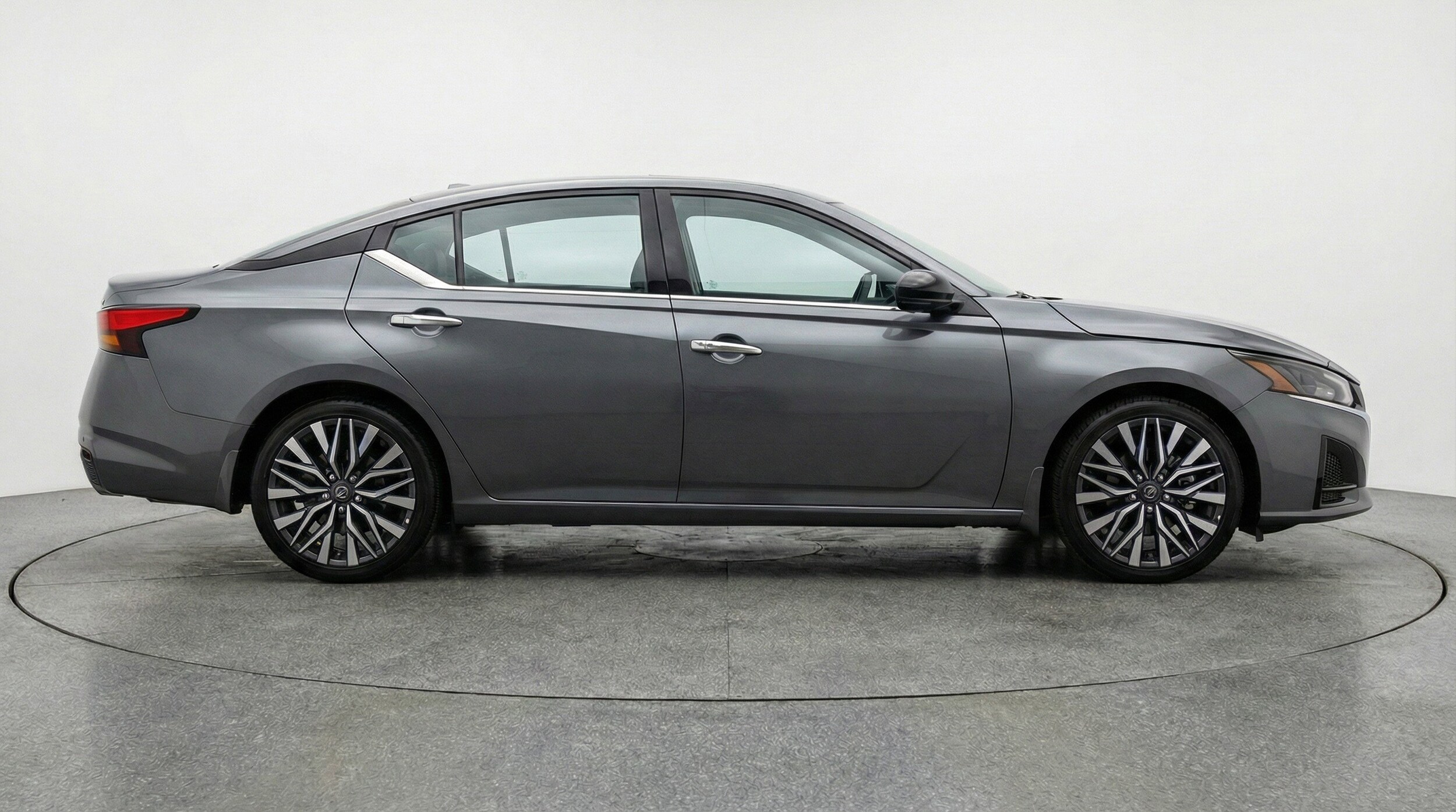 Thumbnail: 2025 Nissan Altima - 11